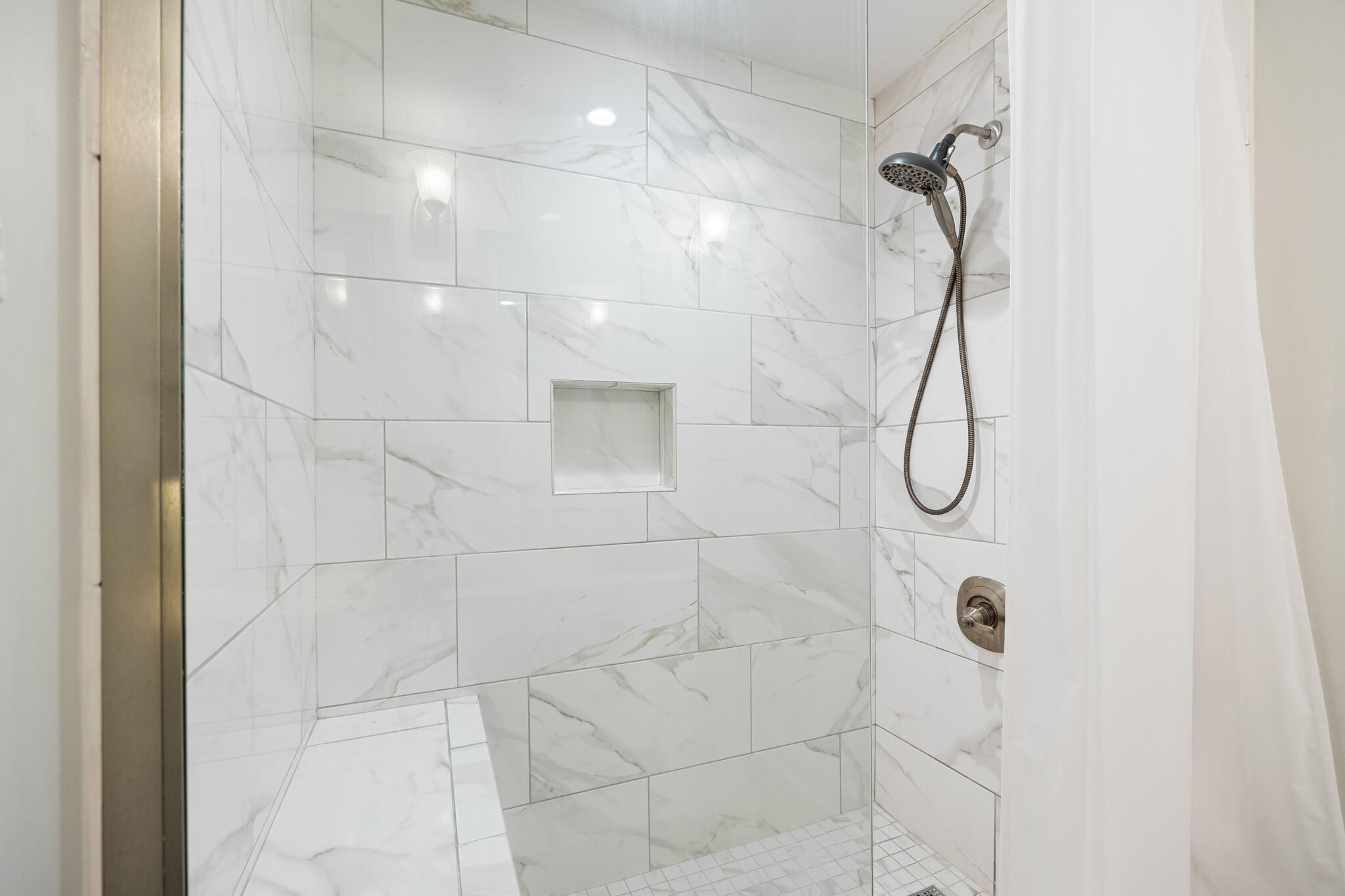 4507 Furling Lane 308