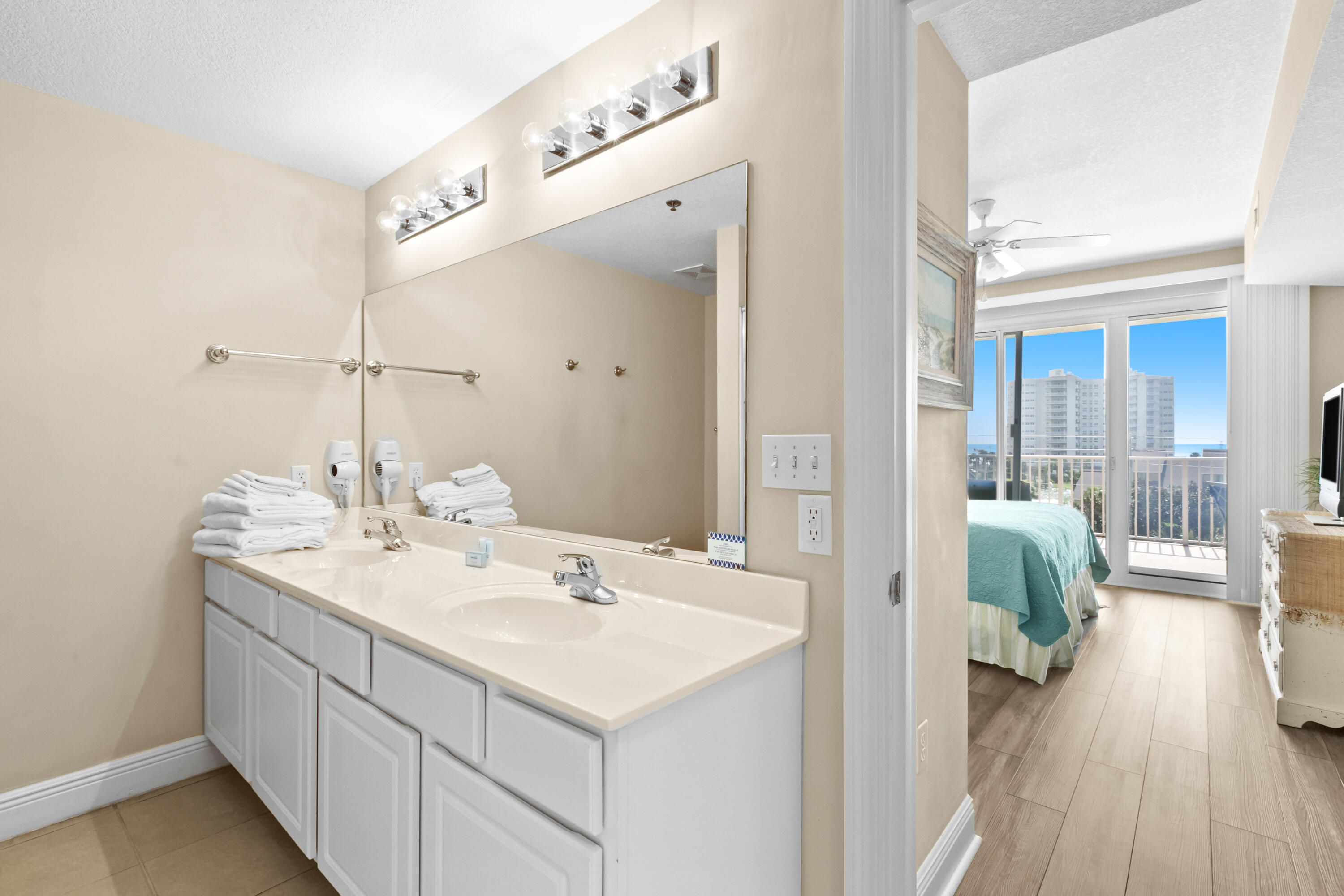 122 Seascape Drive 403