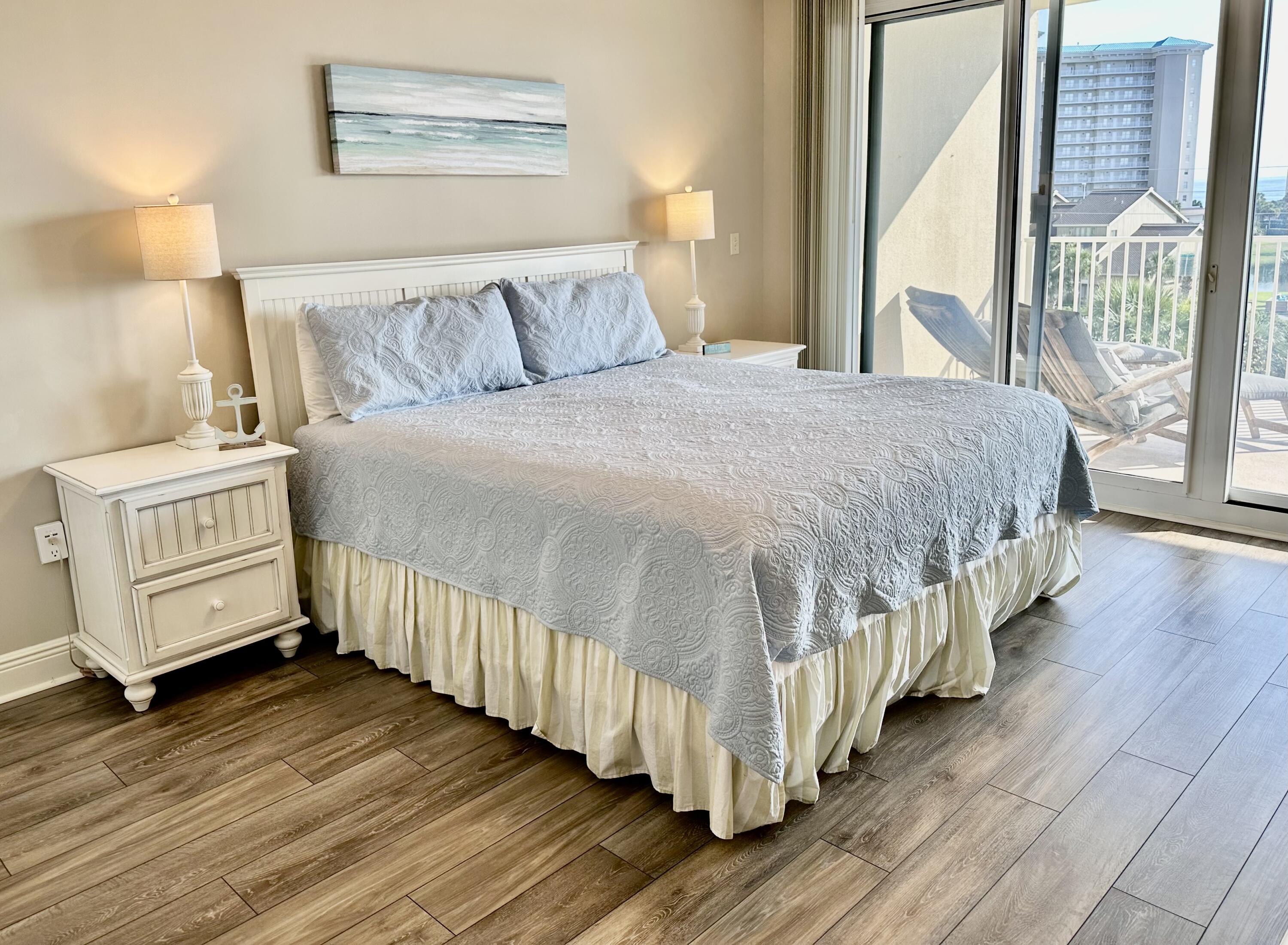 122 Seascape Drive 403