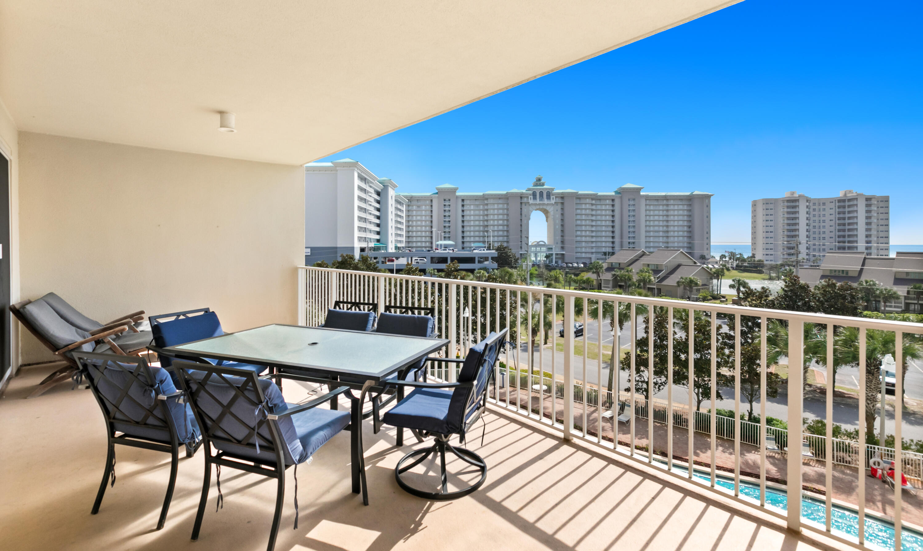122 Seascape Drive 403