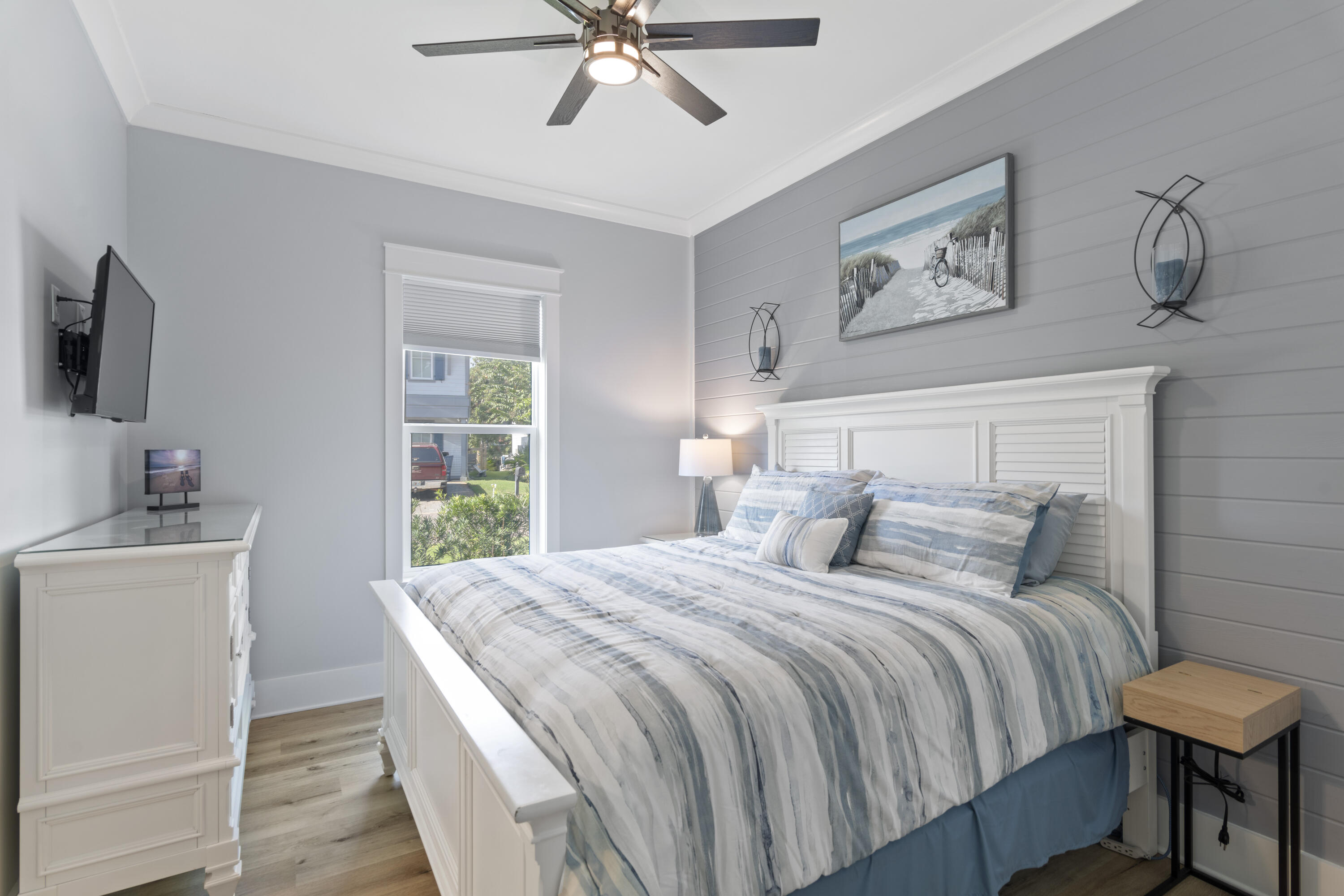 90 Beacon Point Drive