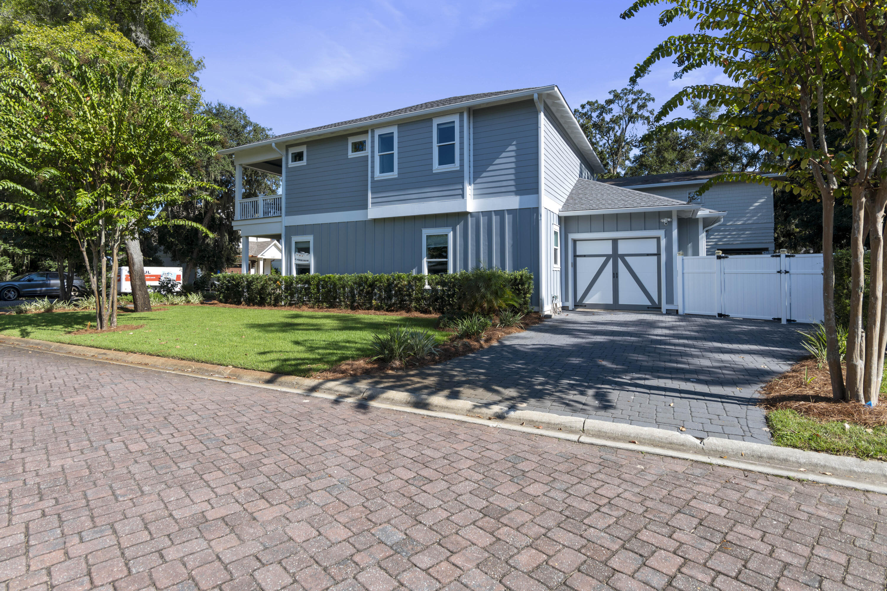 90 Beacon Point Drive