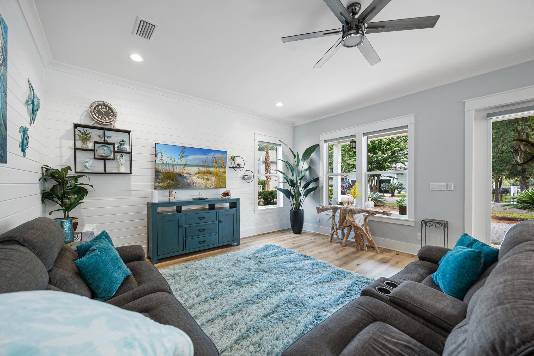 90 Beacon Point Drive