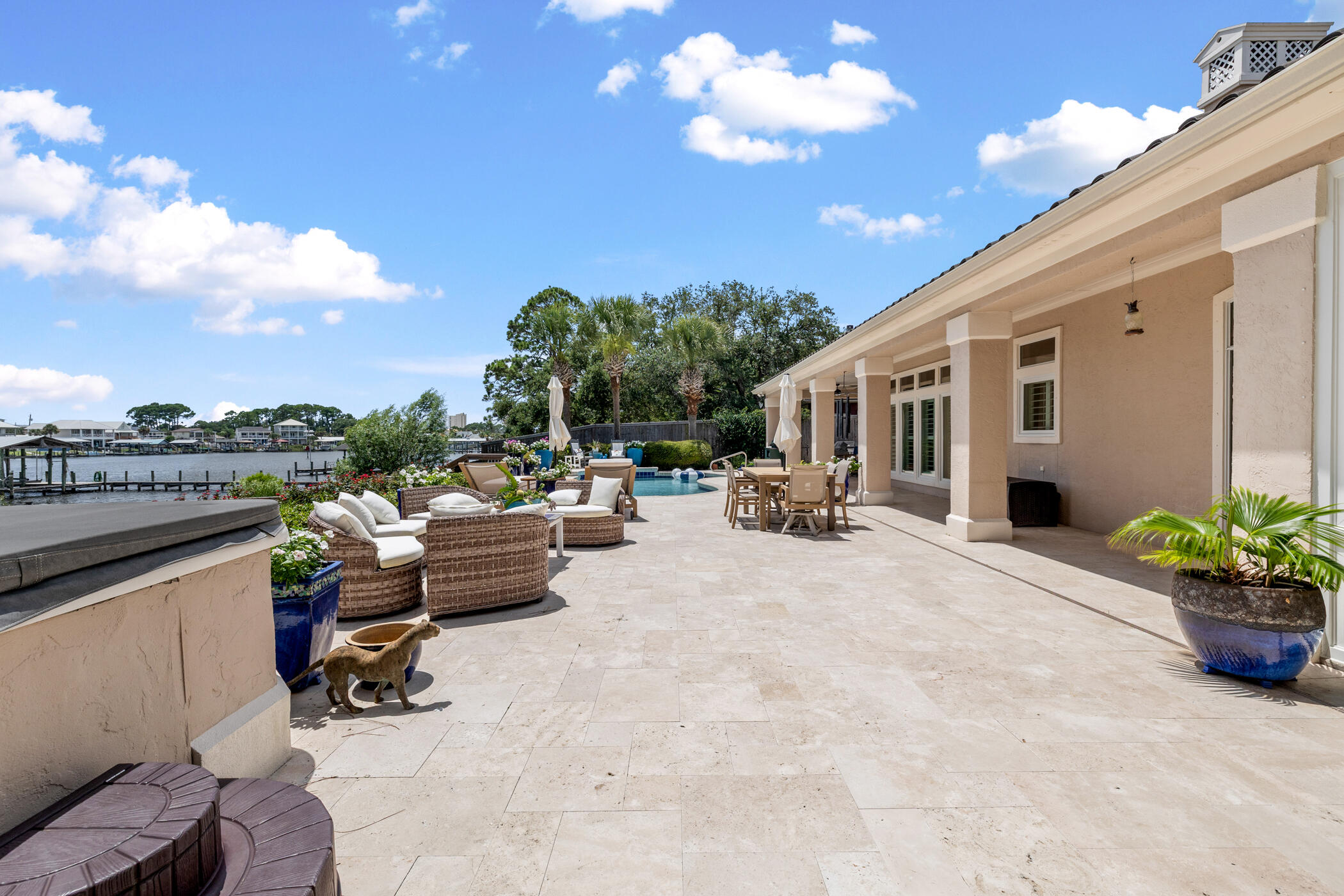 8203 N Lagoon Drive