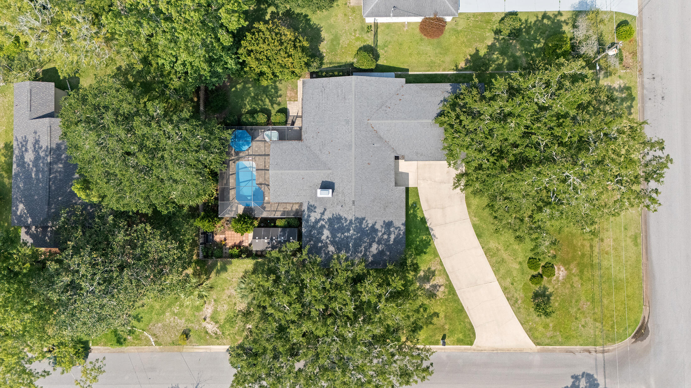 1531 E Cross Street