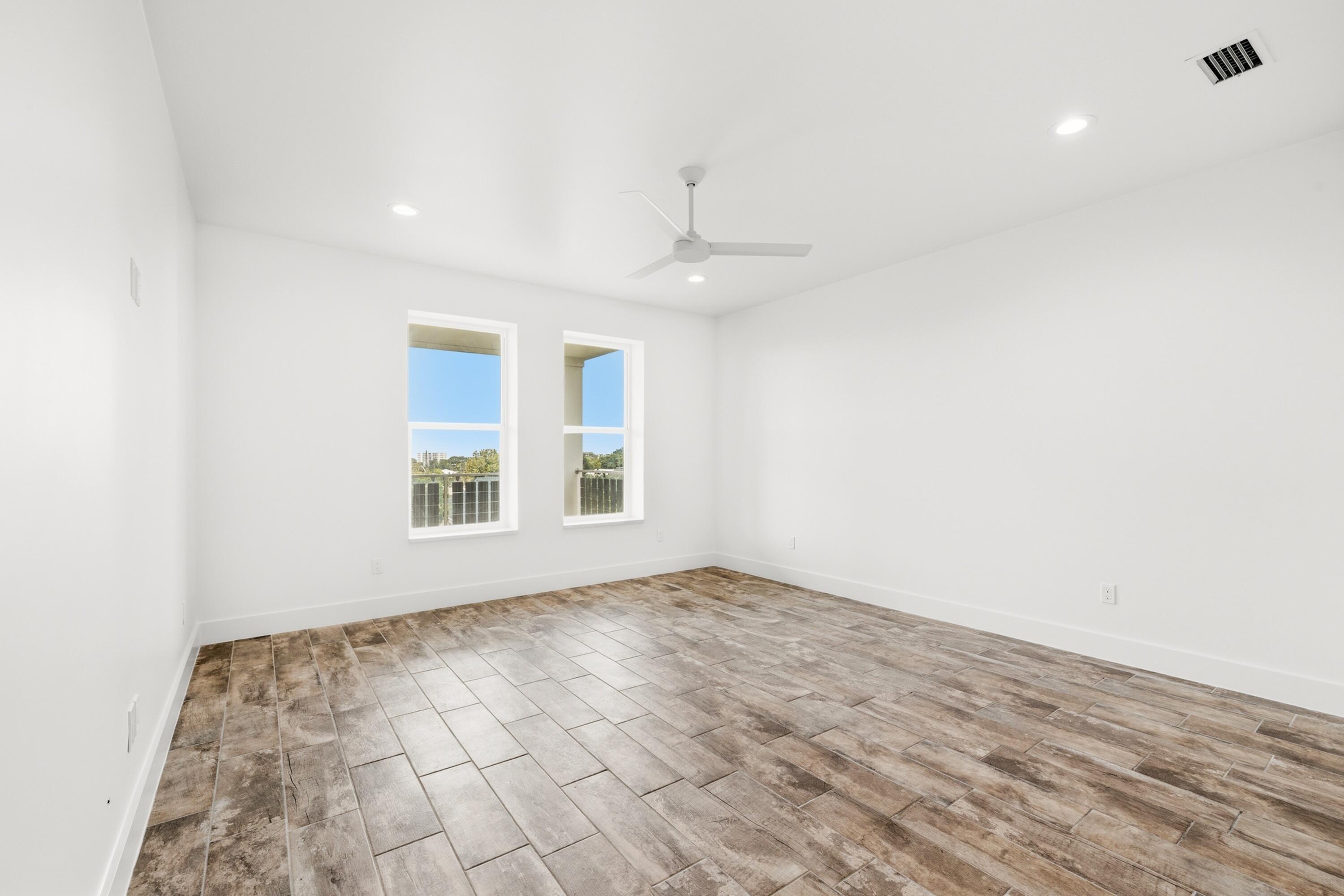 326 Summit Drive Drive