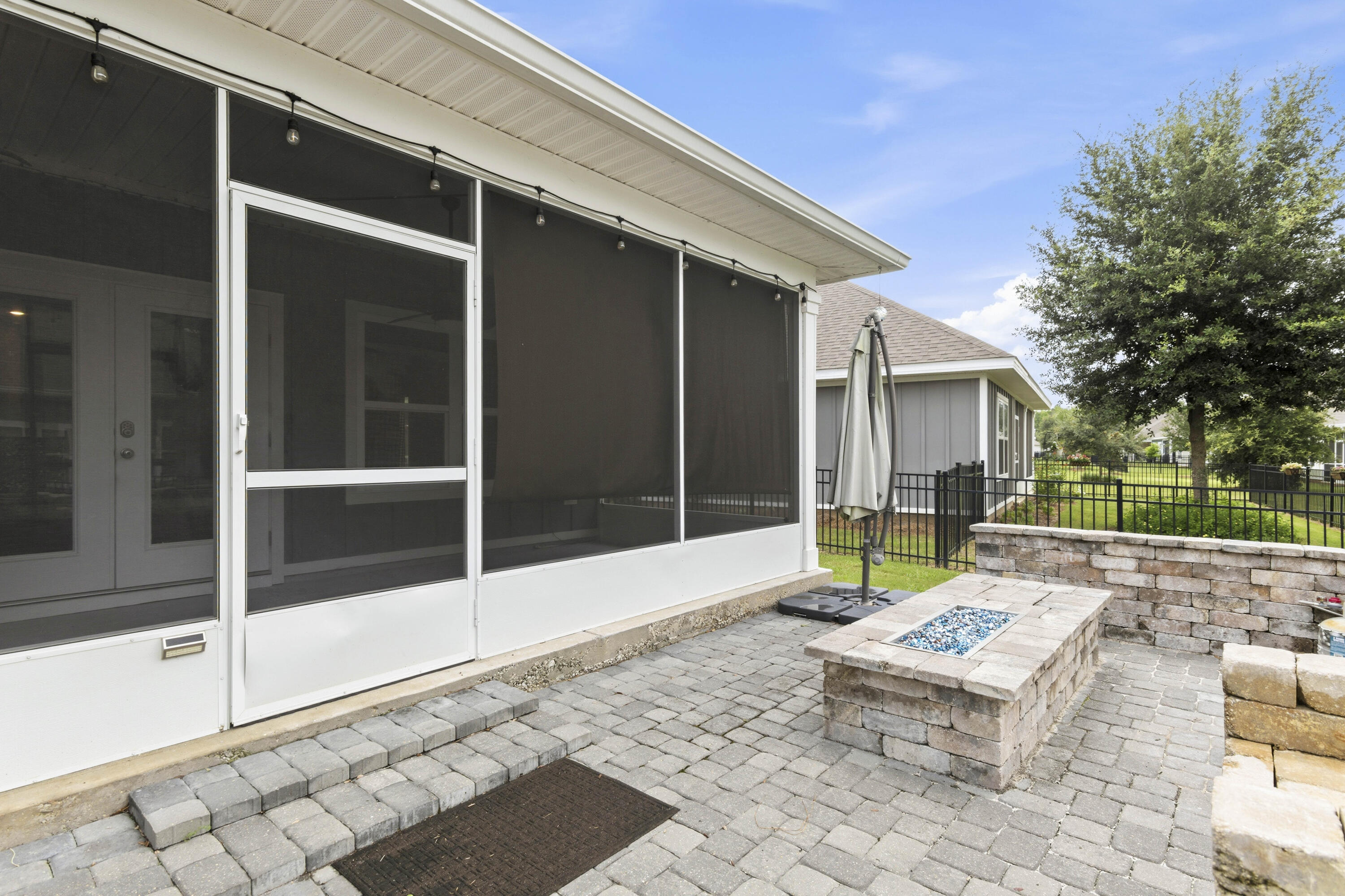 52 Dusky Way