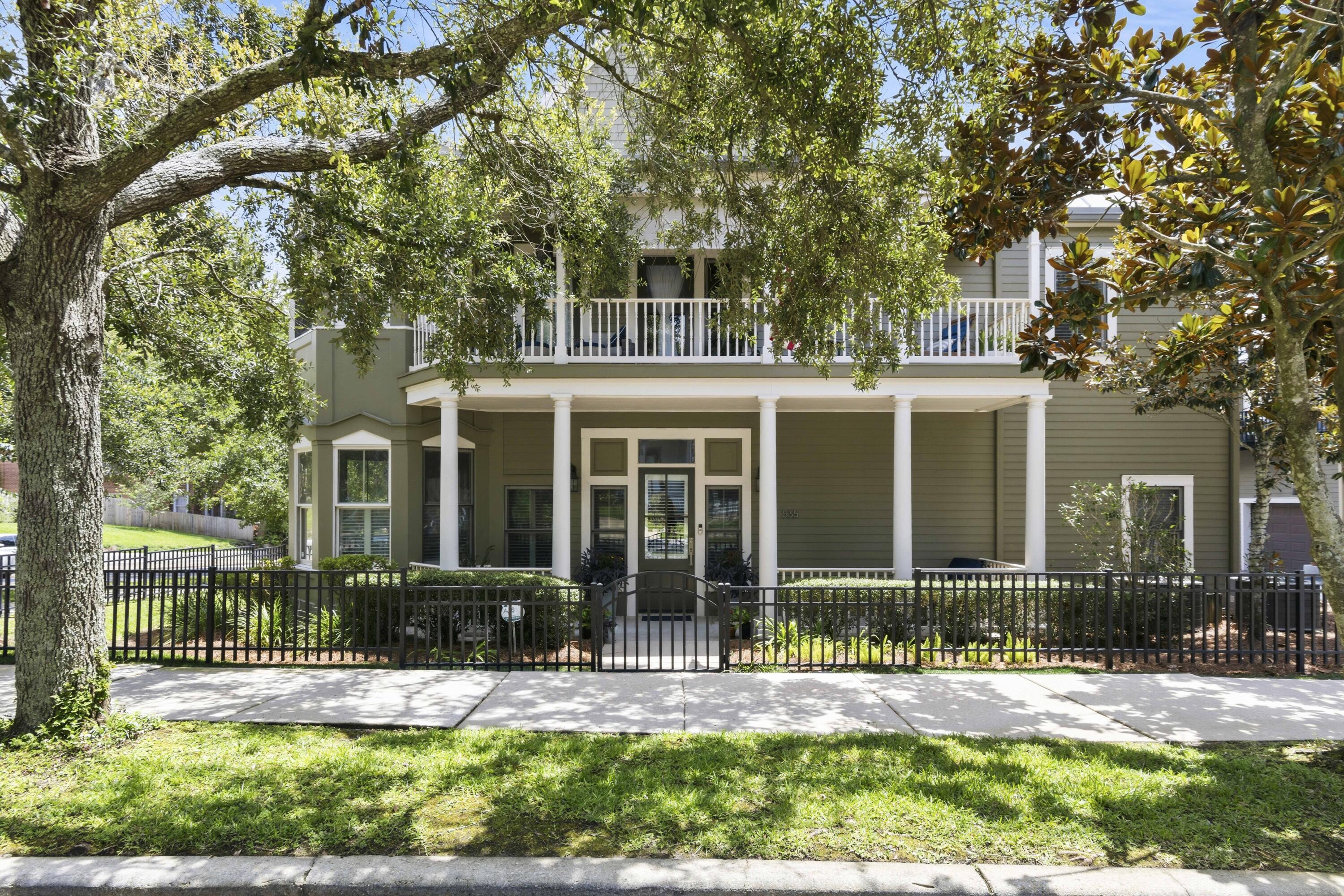 535 N Spring Street 1
