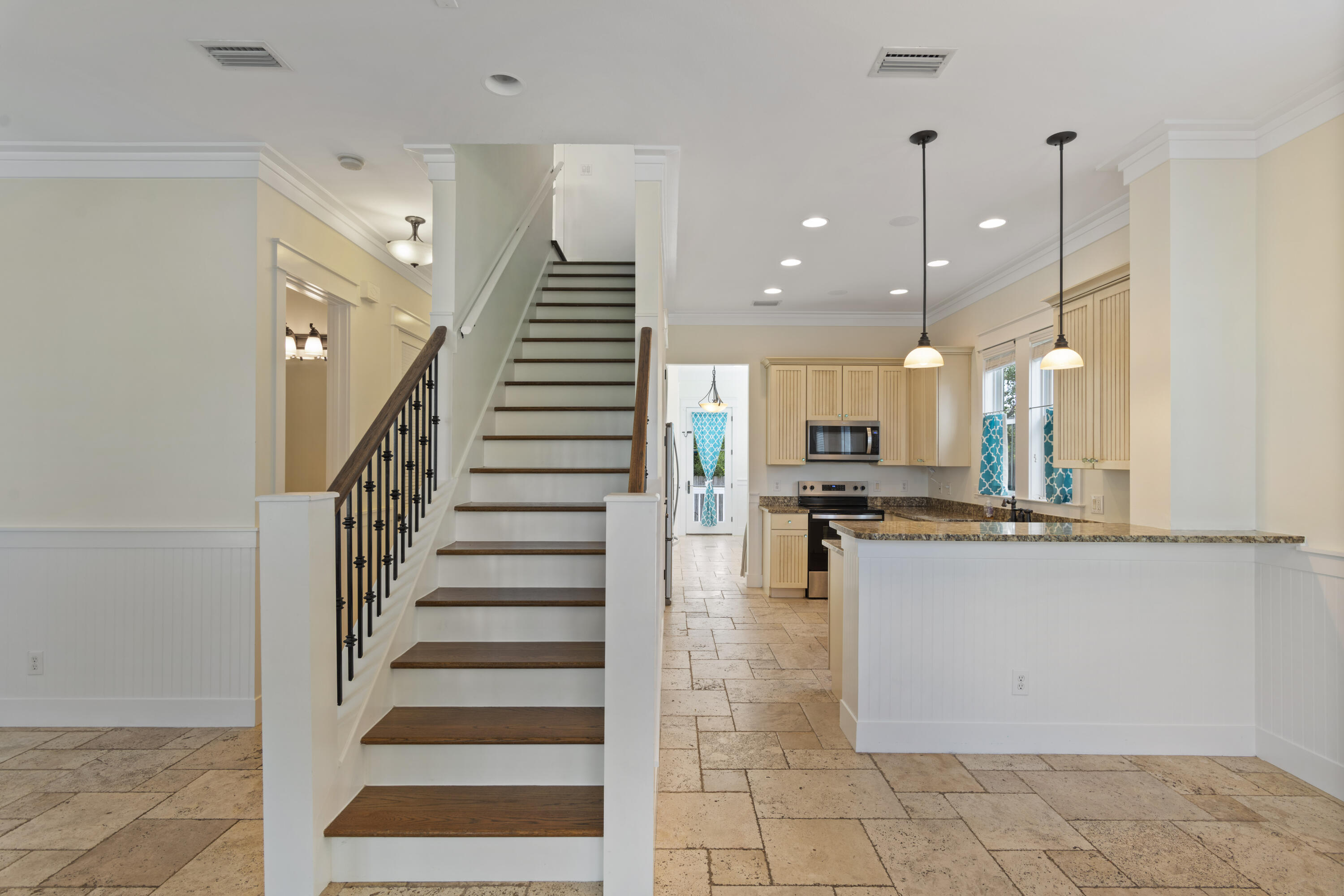 324 Madison Circle