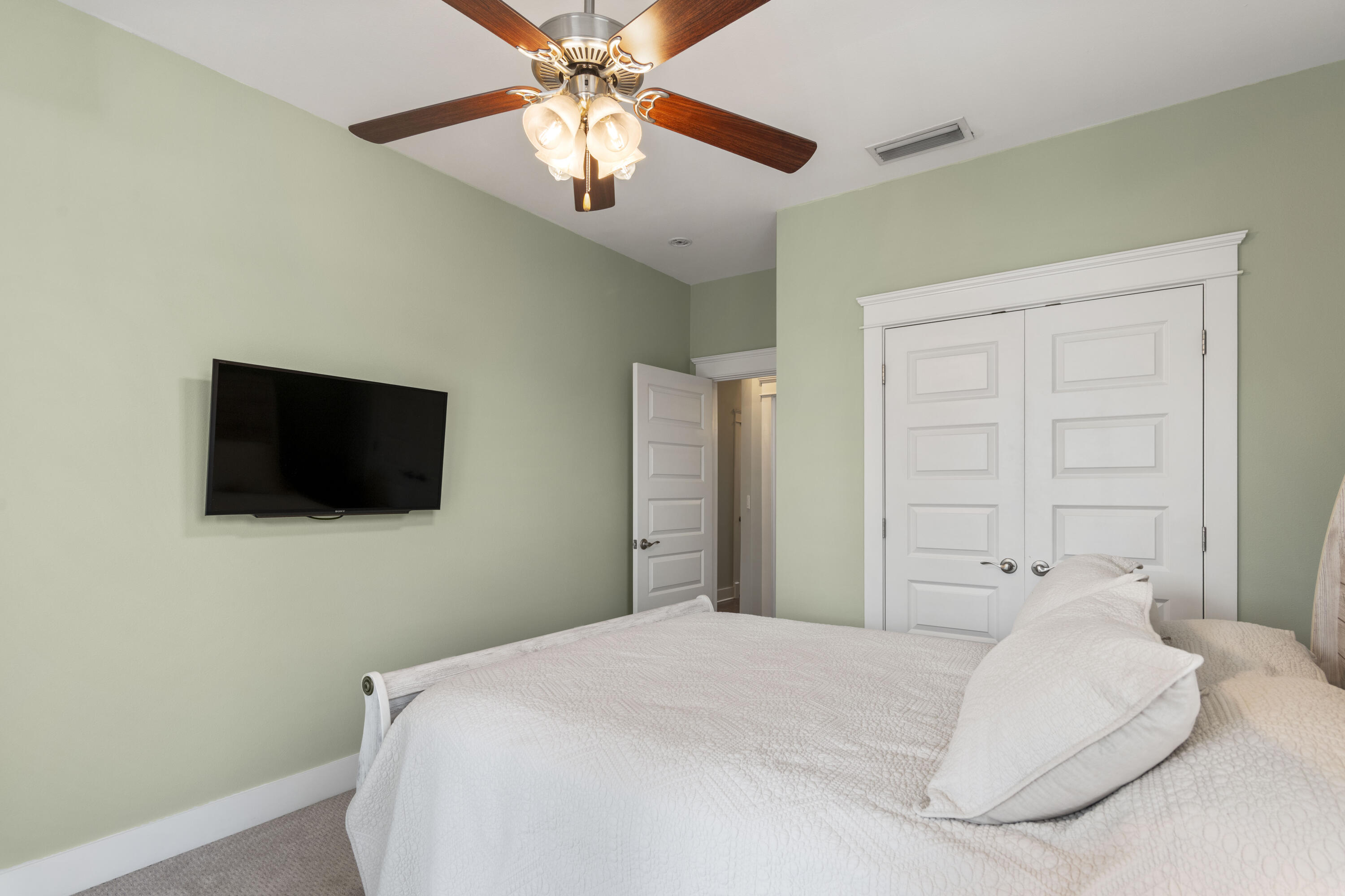 71 Gulfview Circle