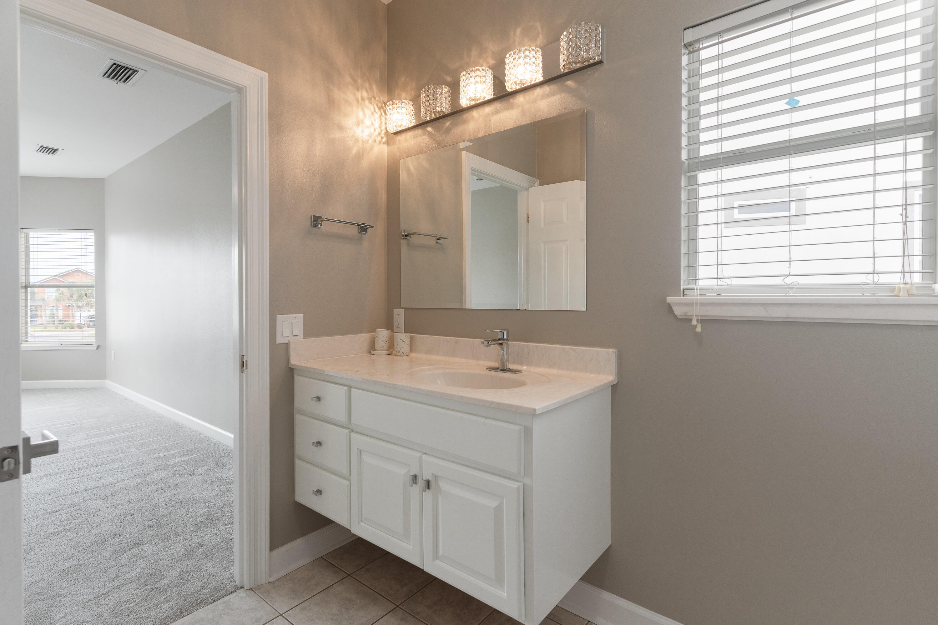 2388 Palm Harbor Drive
