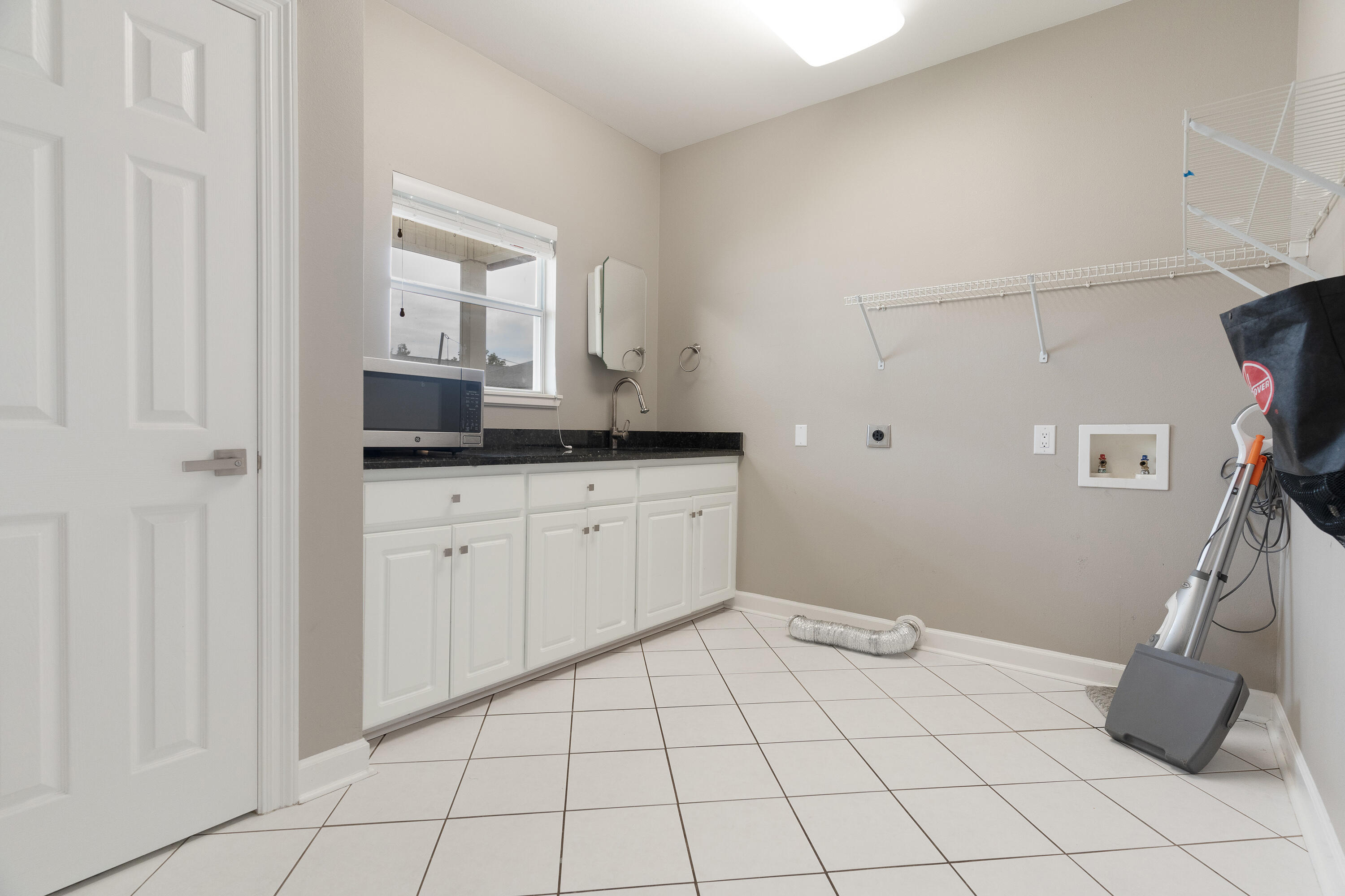 2388 Palm Harbor Drive