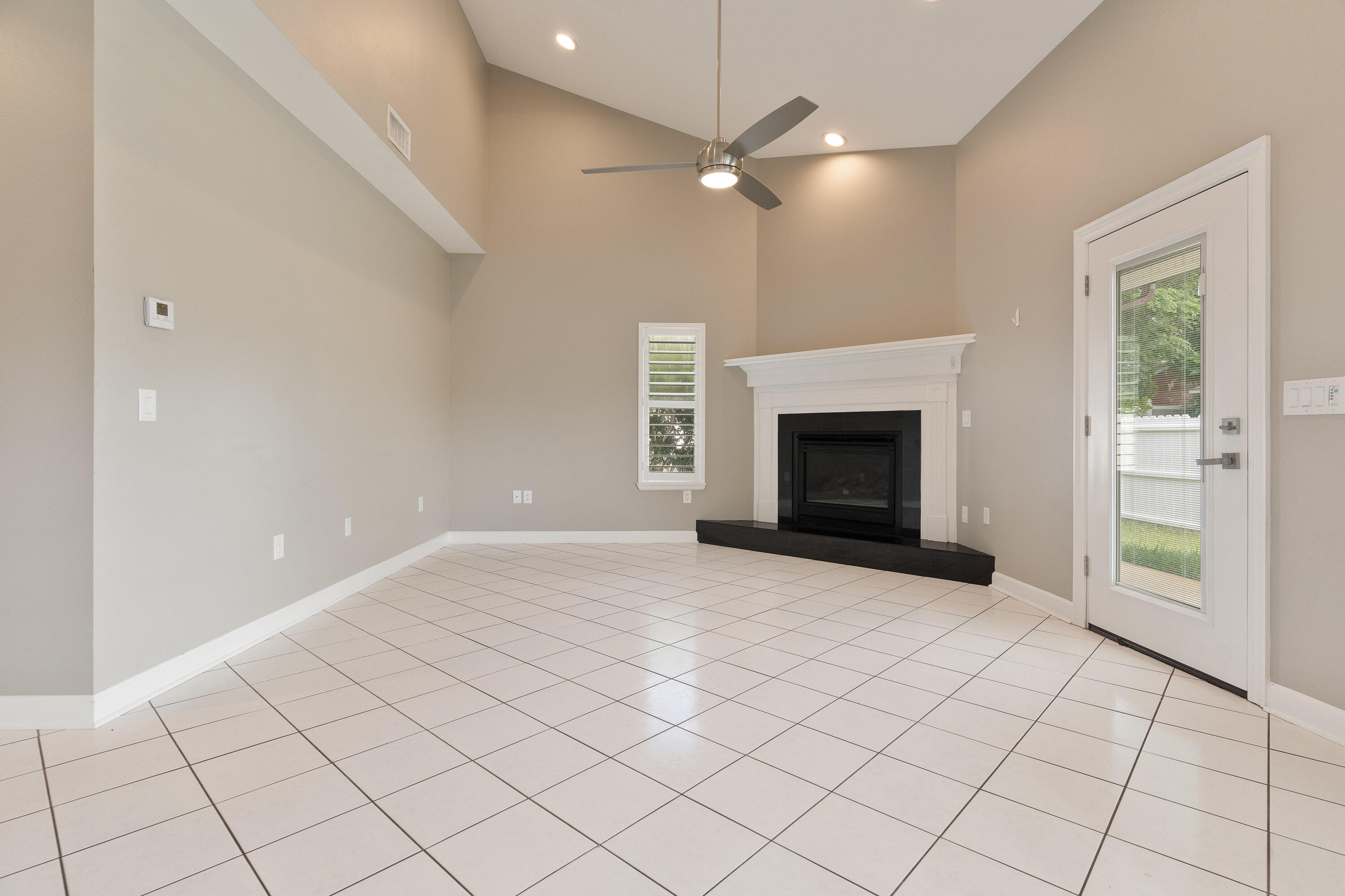 2388 Palm Harbor Drive