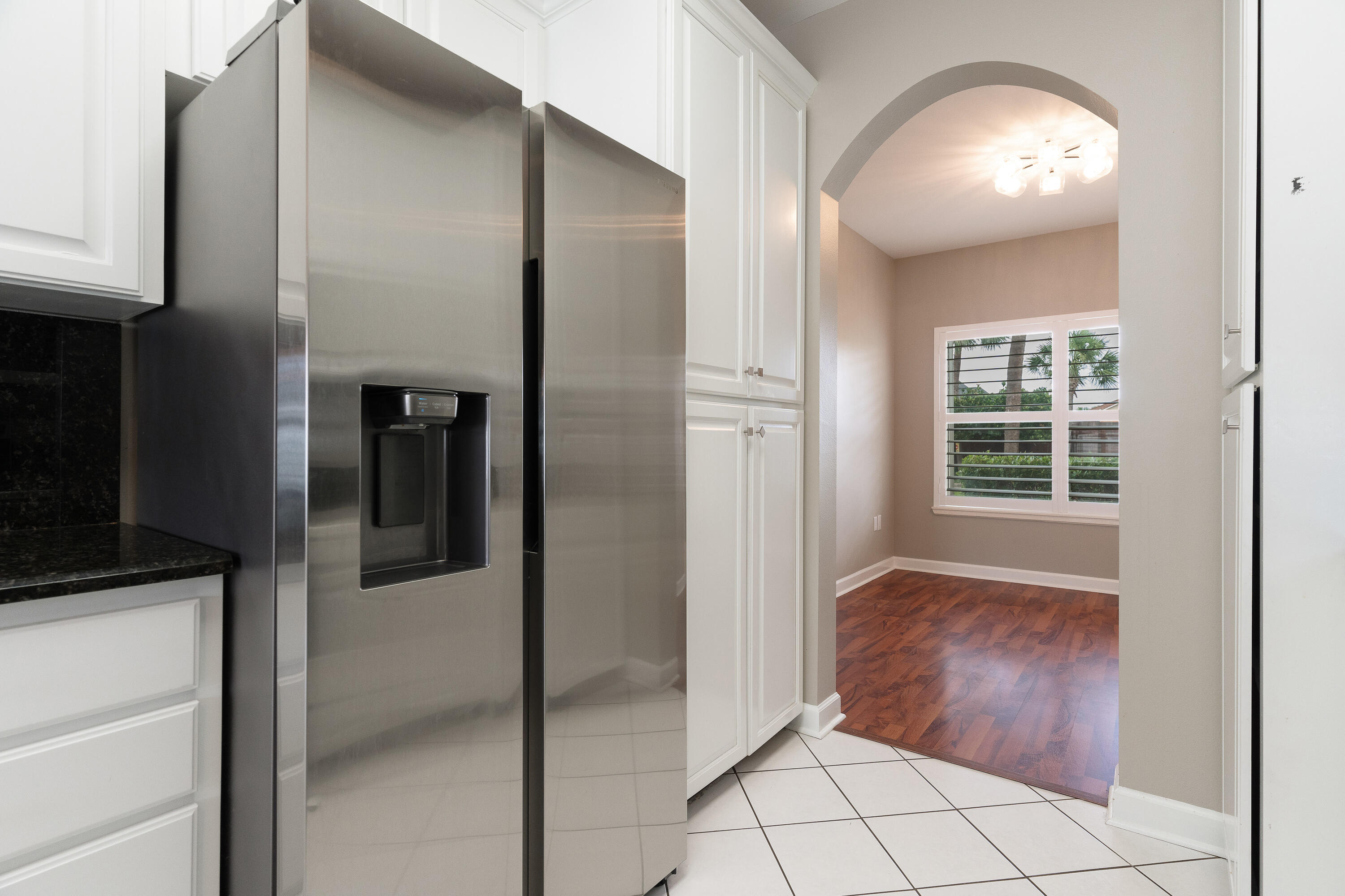 2388 Palm Harbor Drive