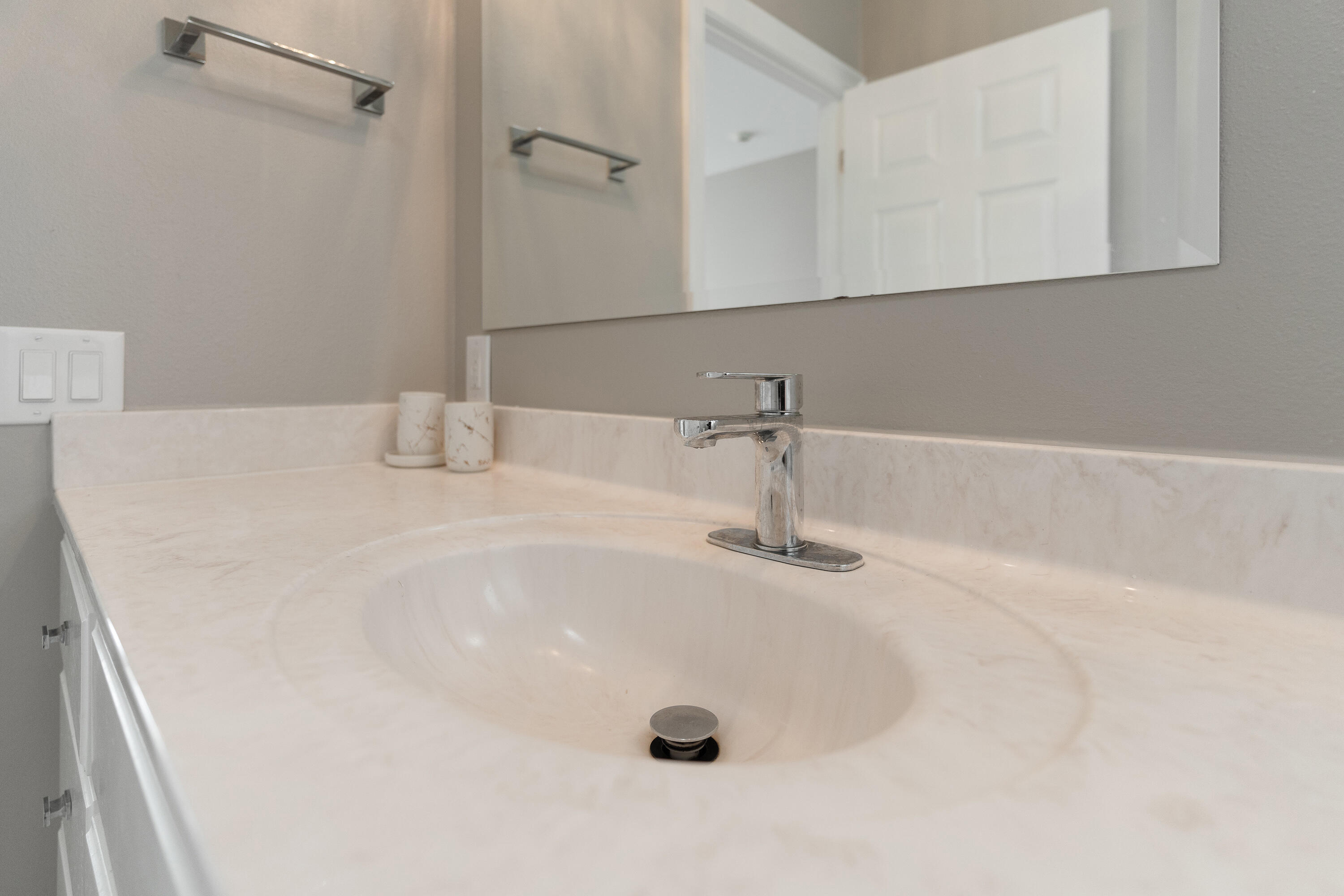 2388 Palm Harbor Drive