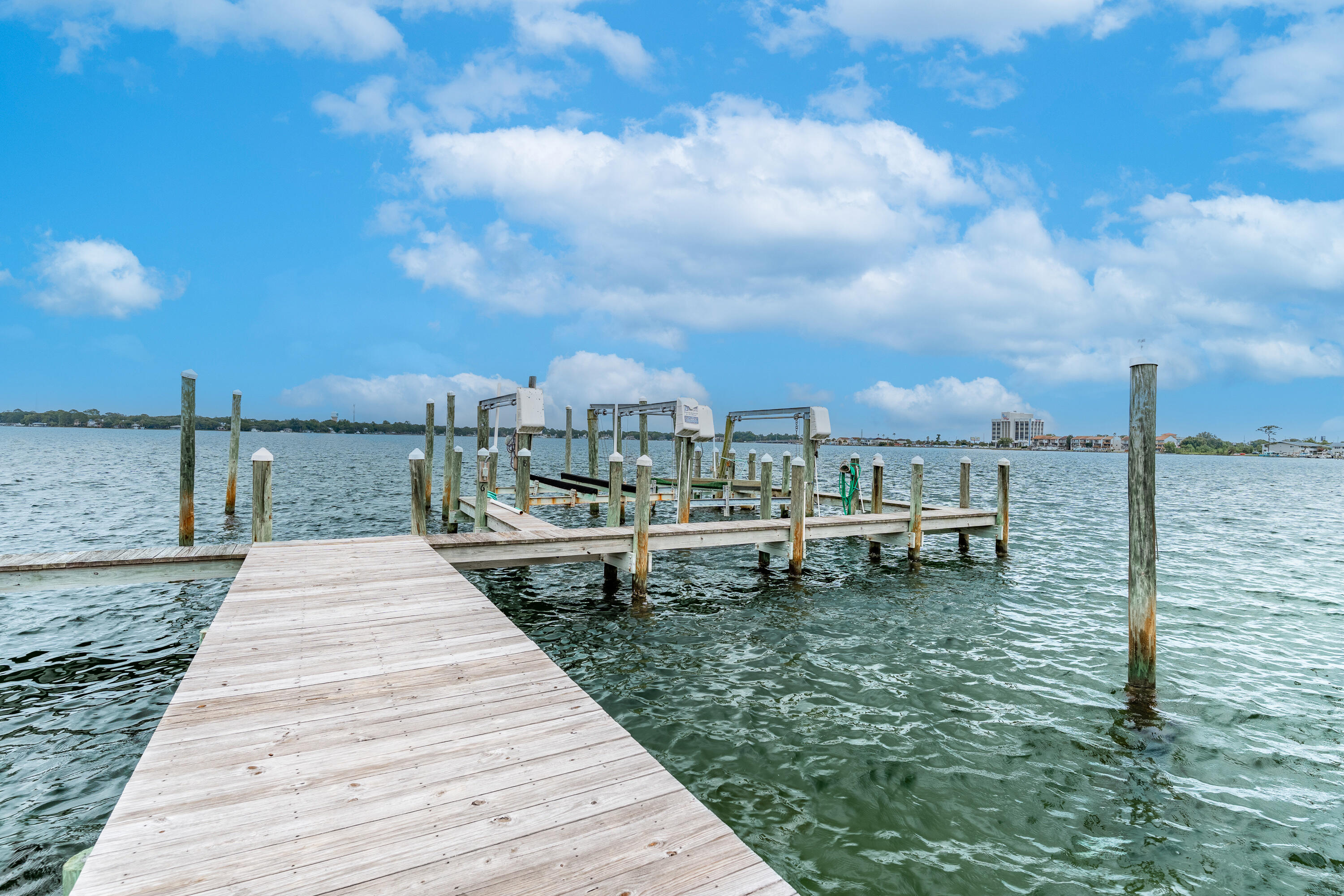 2388 Palm Harbor Drive