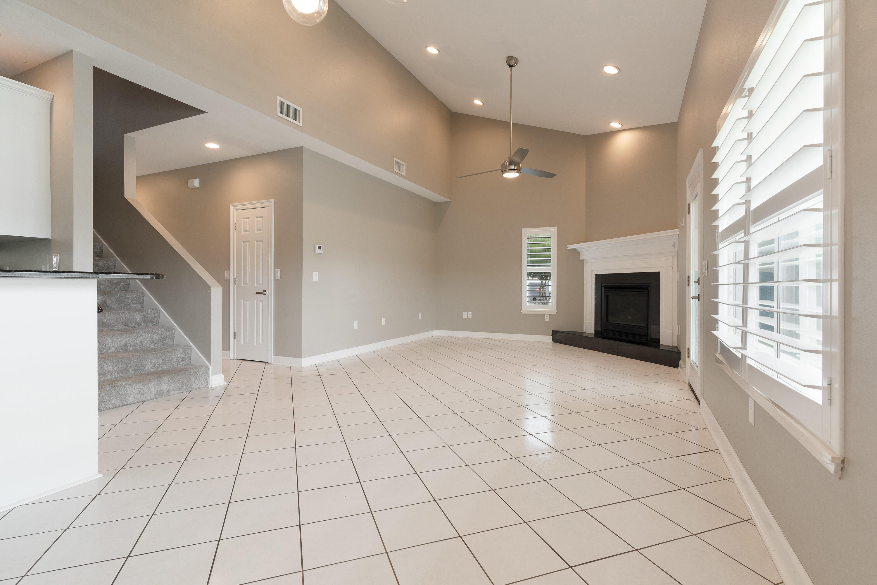 2388 Palm Harbor Drive