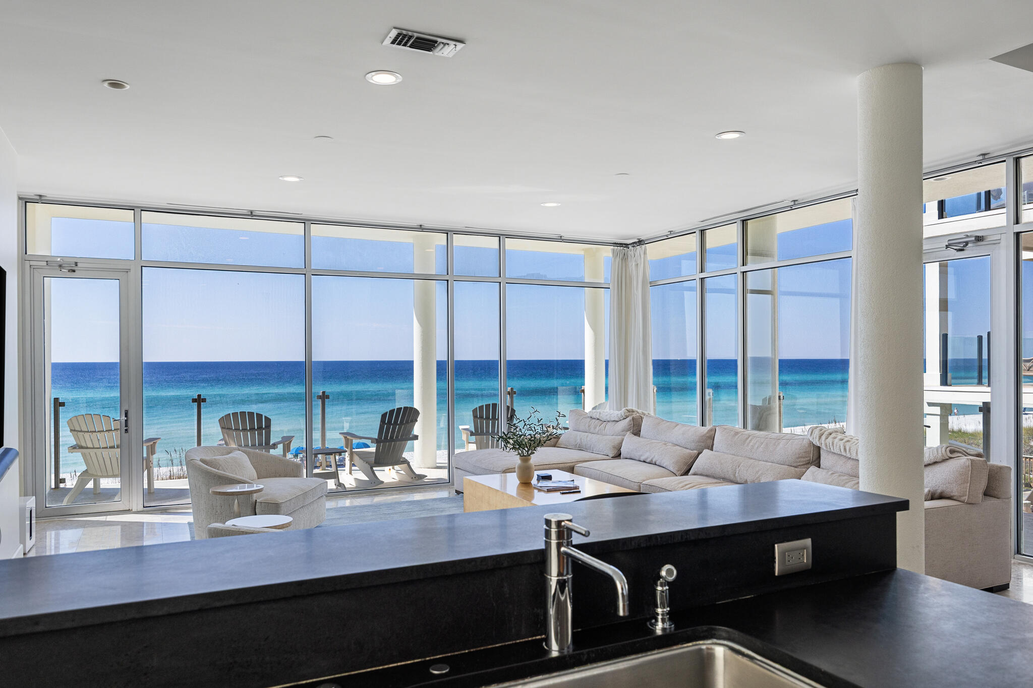 4716 Ocean Boulevard