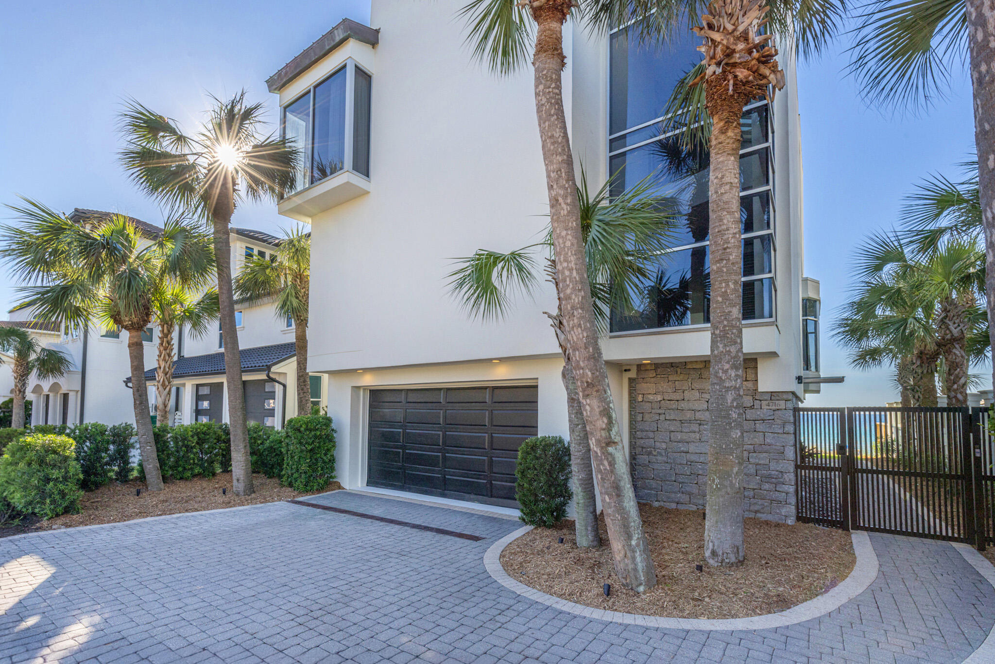 4716 Ocean Boulevard