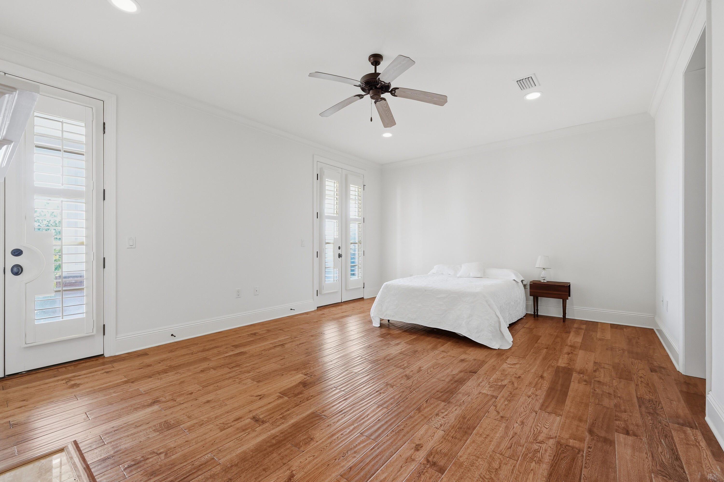 1654 Saint Lawrence Drive