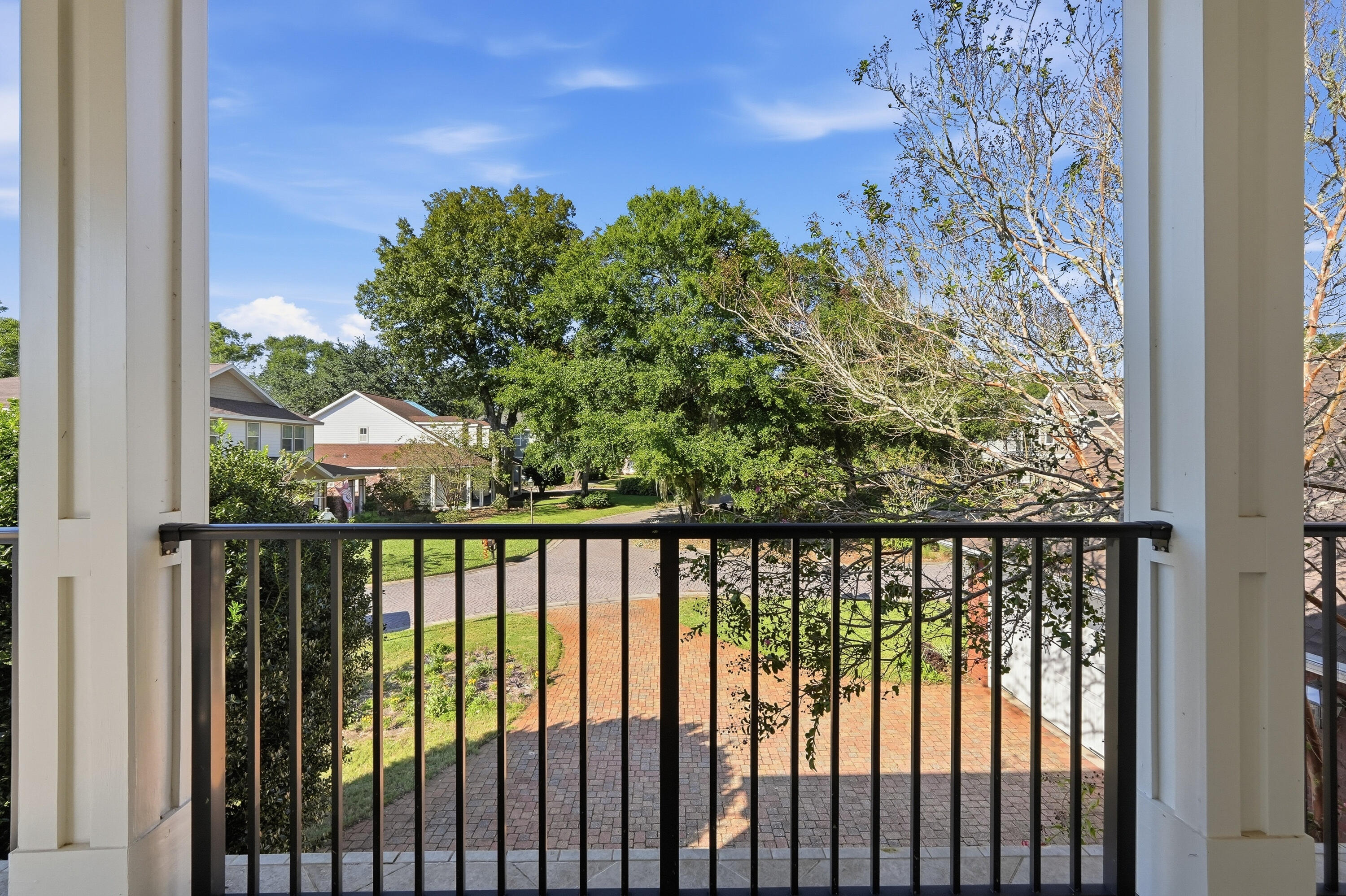 1654 Saint Lawrence Drive