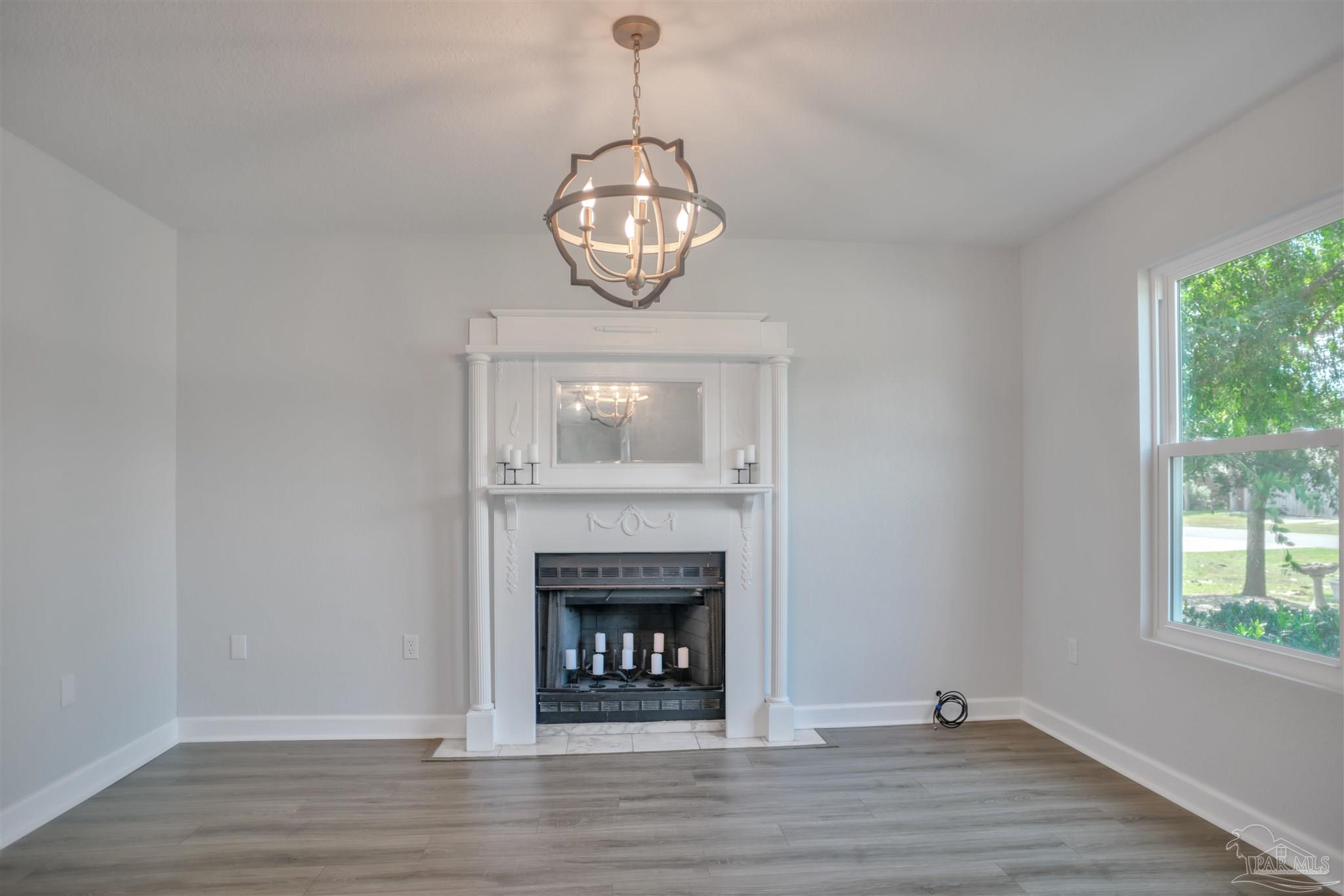 1421 Little Duck Cir