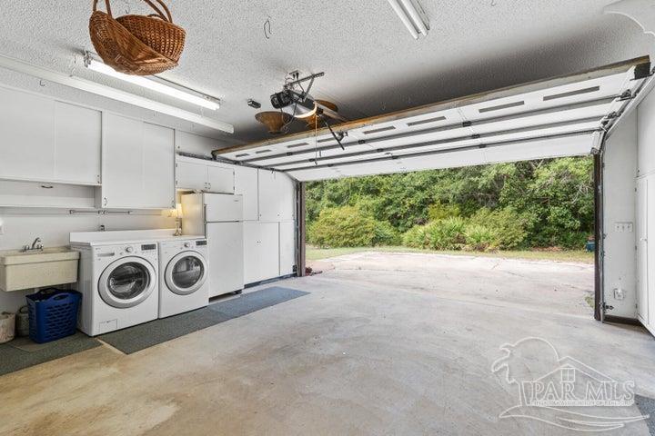 2947 Holley Point Rd