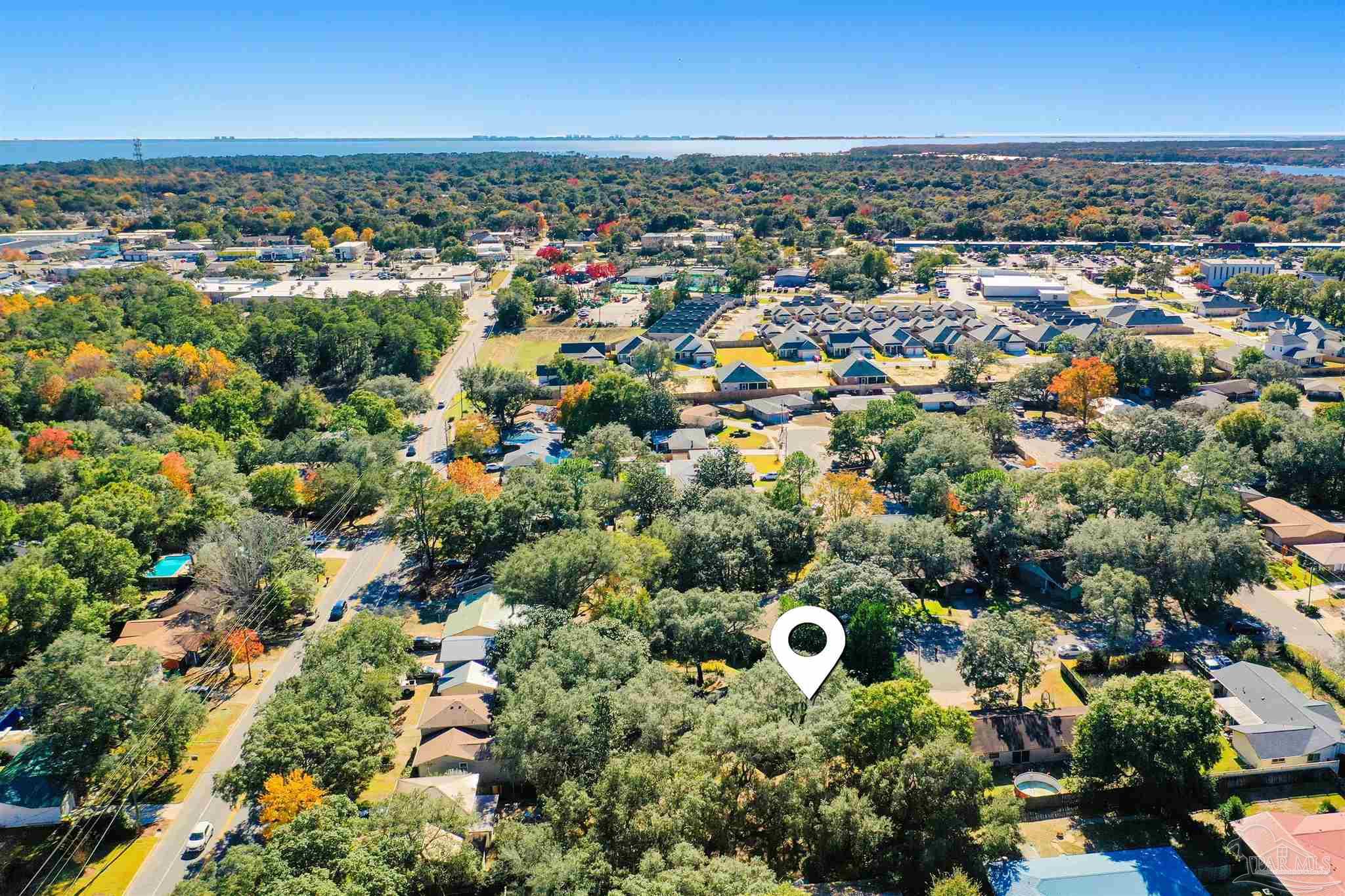 102 Little John Ct