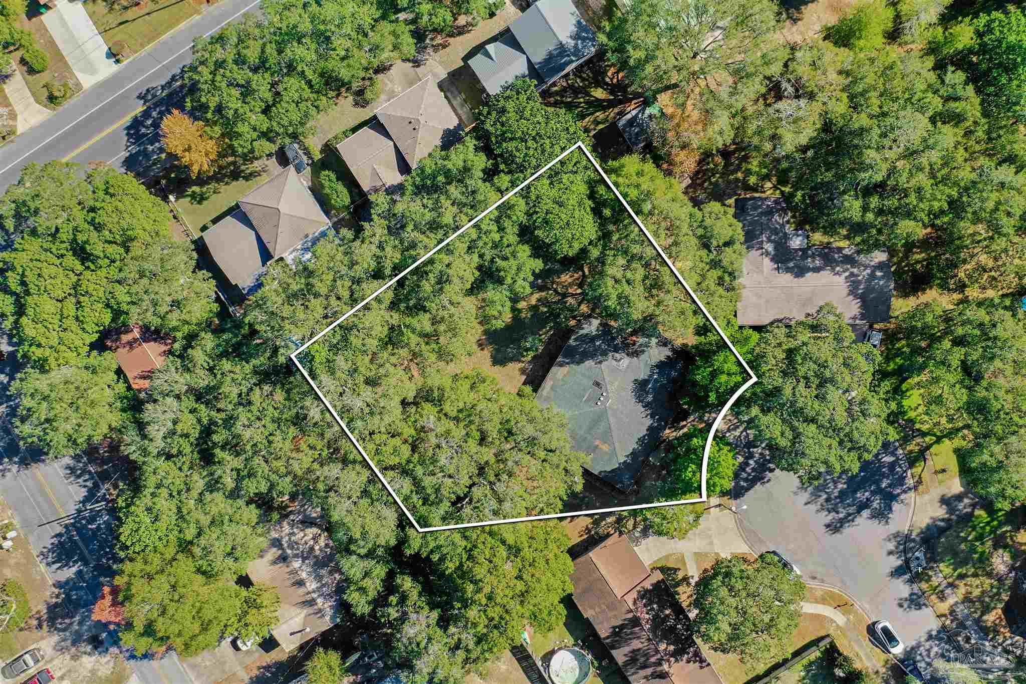 102 Little John Ct