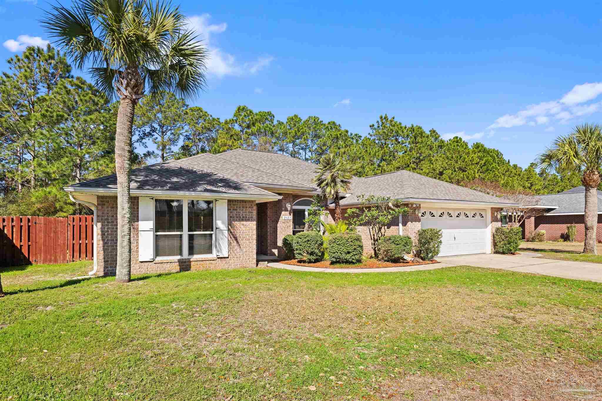 2427 Heritage Cir