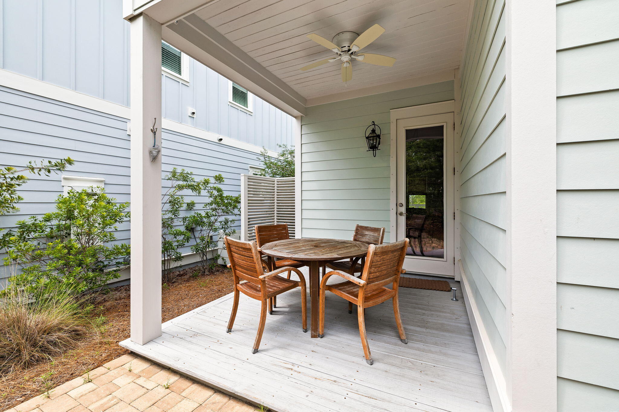 206 Gulfview Circle