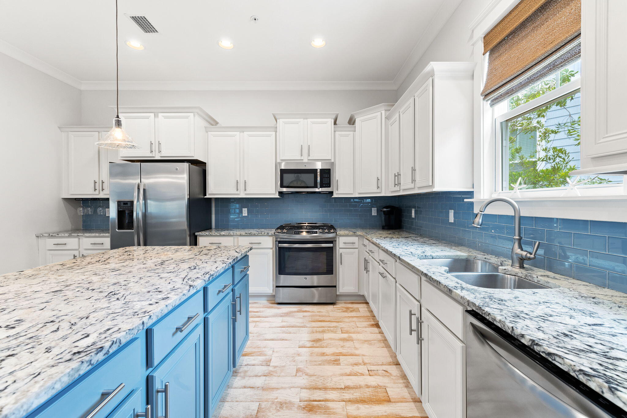 206 Gulfview Circle