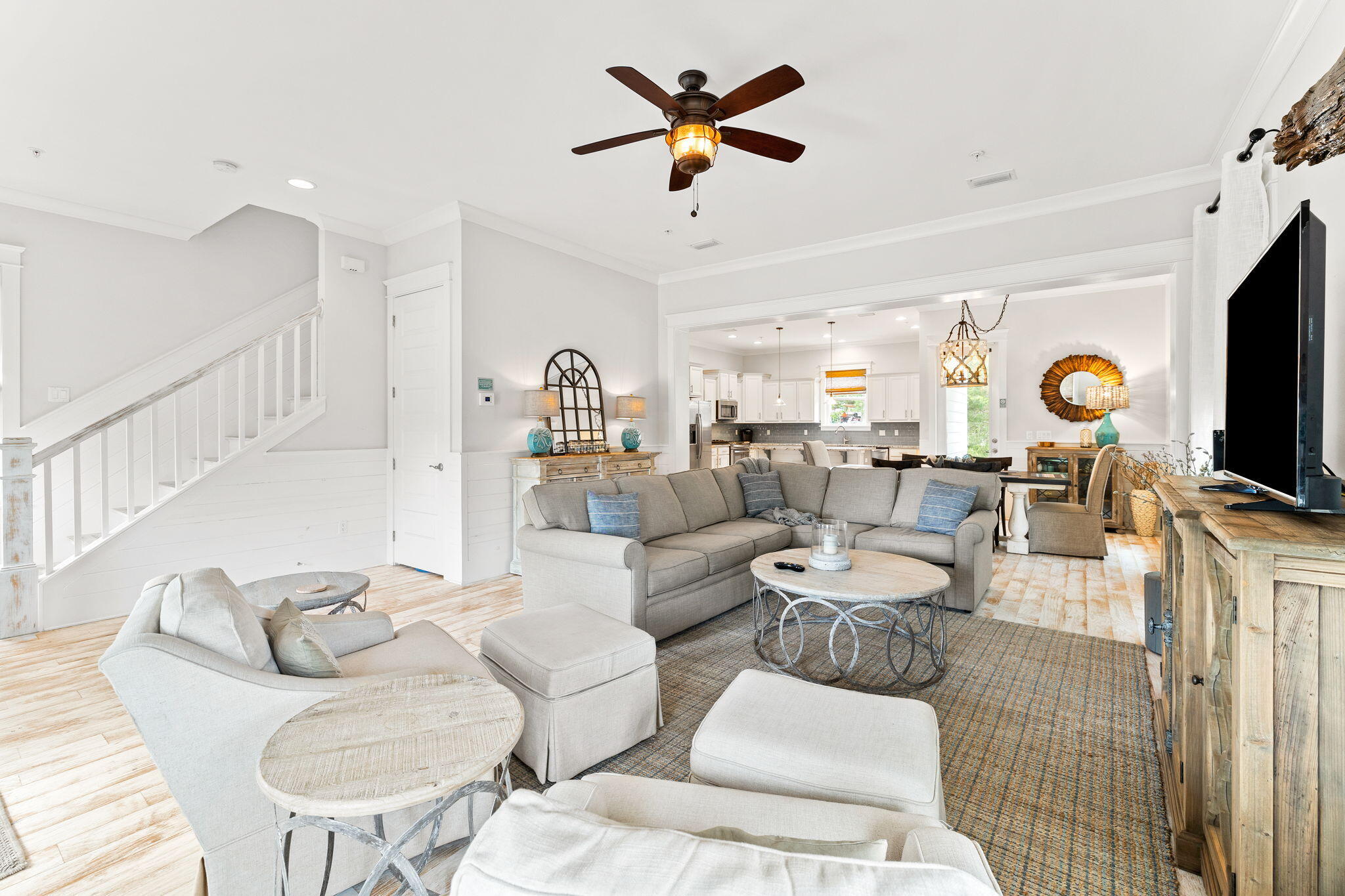 206 Gulfview Circle