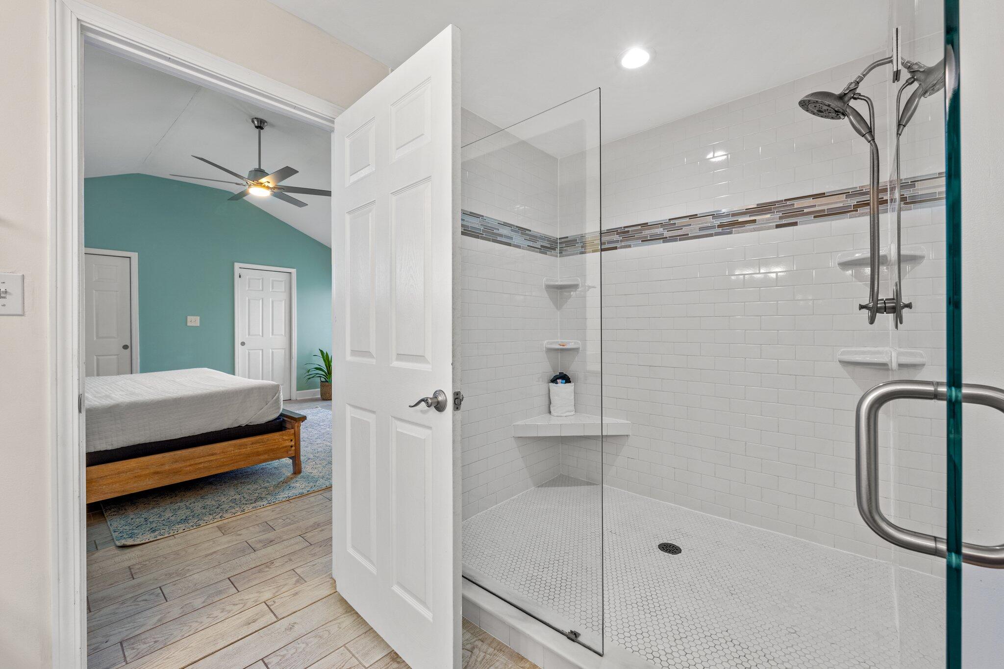 5928 Beach Drive