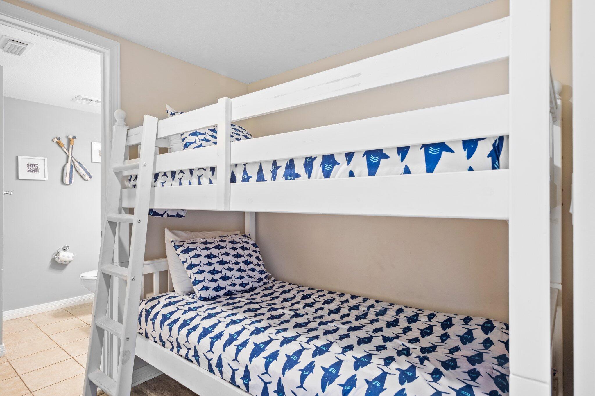 1322 SE Miracle Strip Parkway, 402