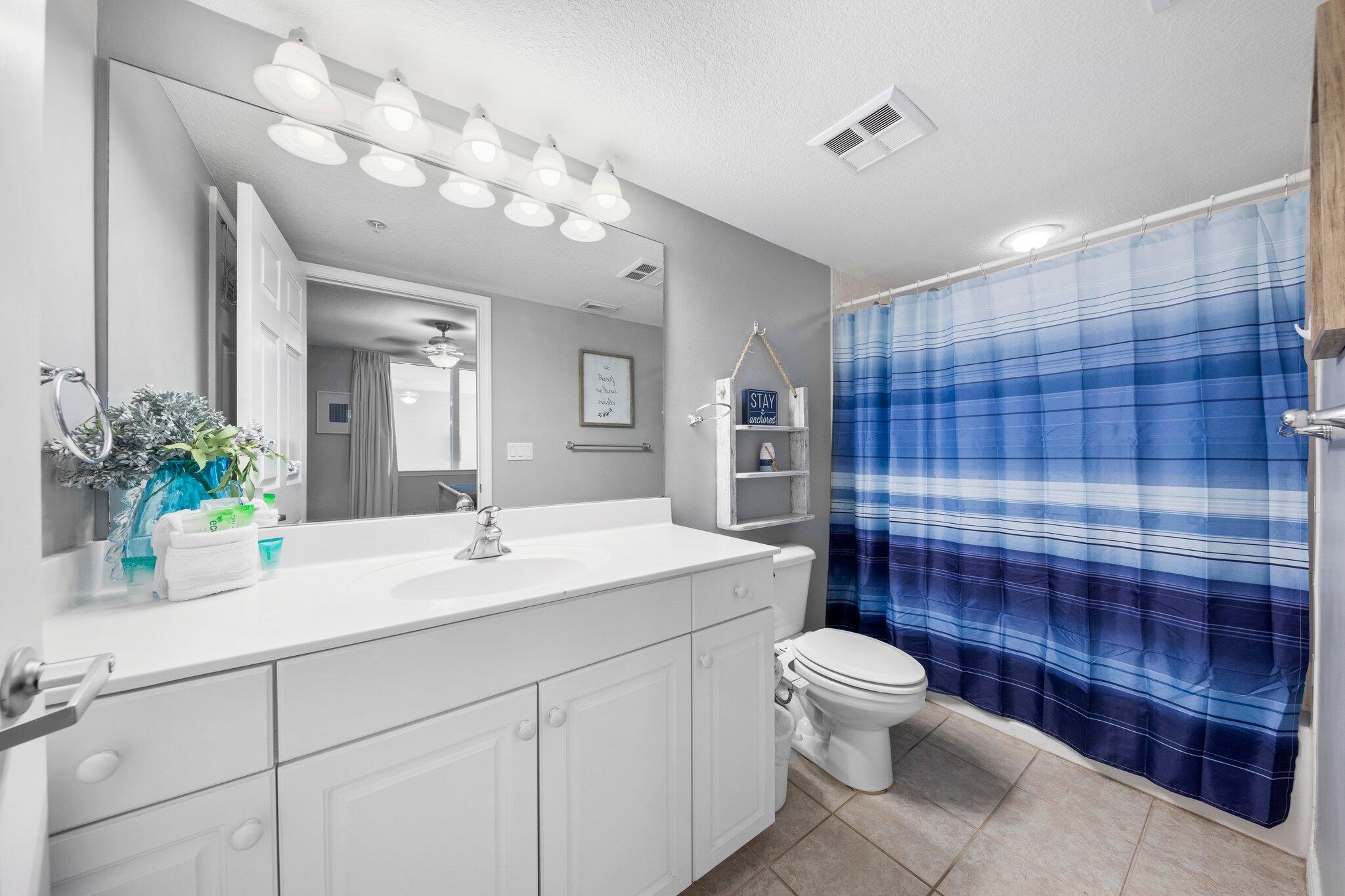 1322 SE Miracle Strip Parkway, 402