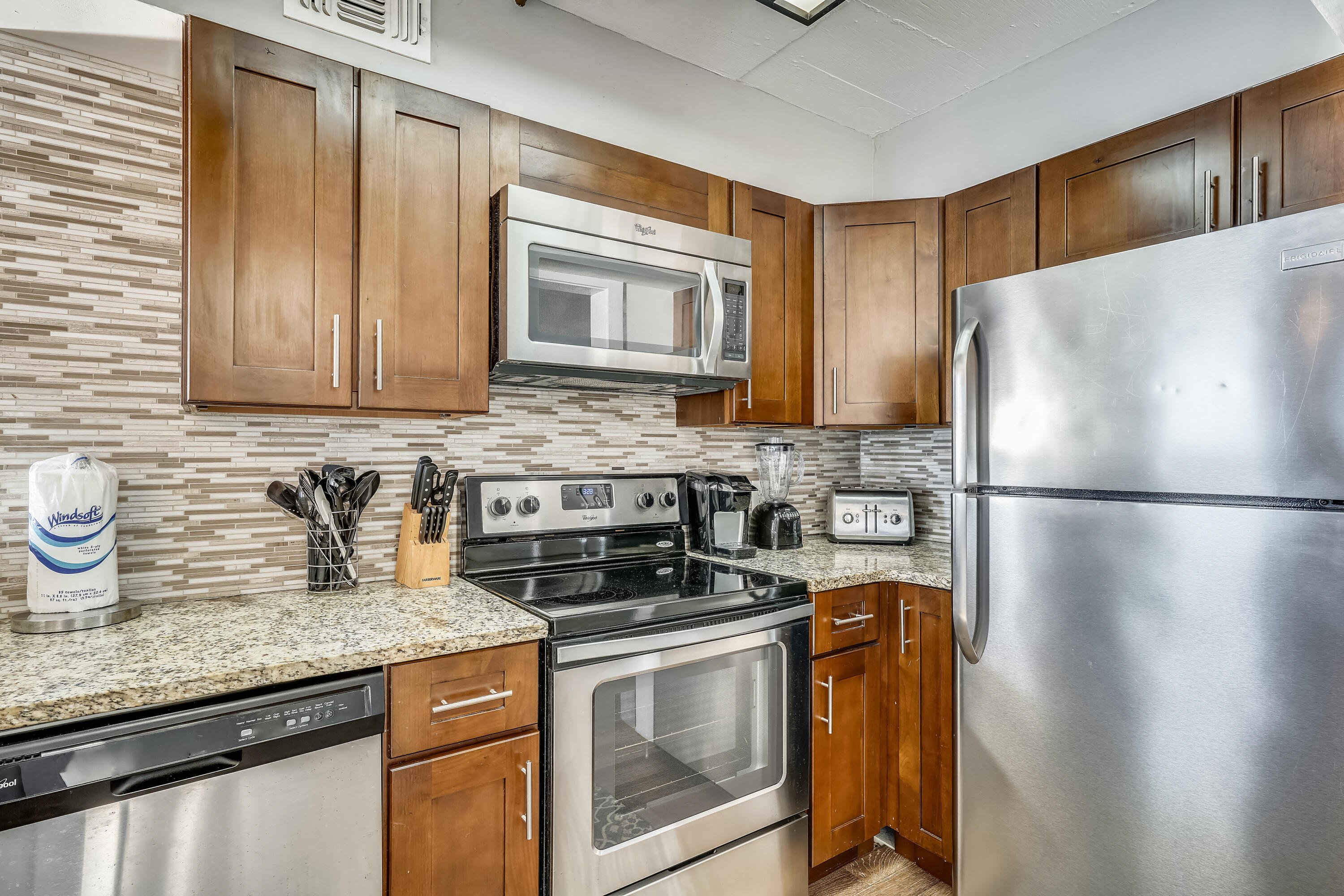 17155 Front Beach Road W705