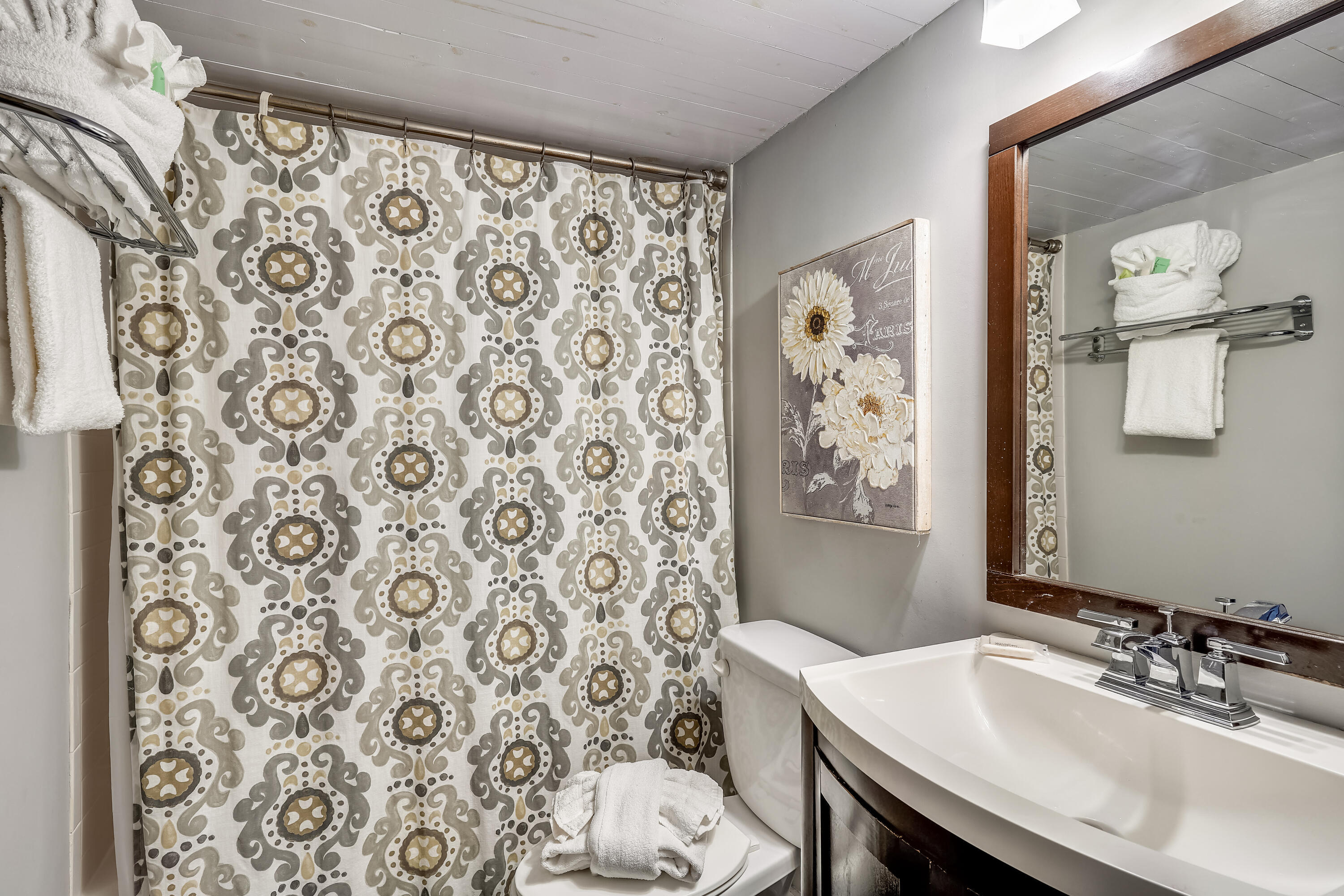 17155 Front Beach Road W705