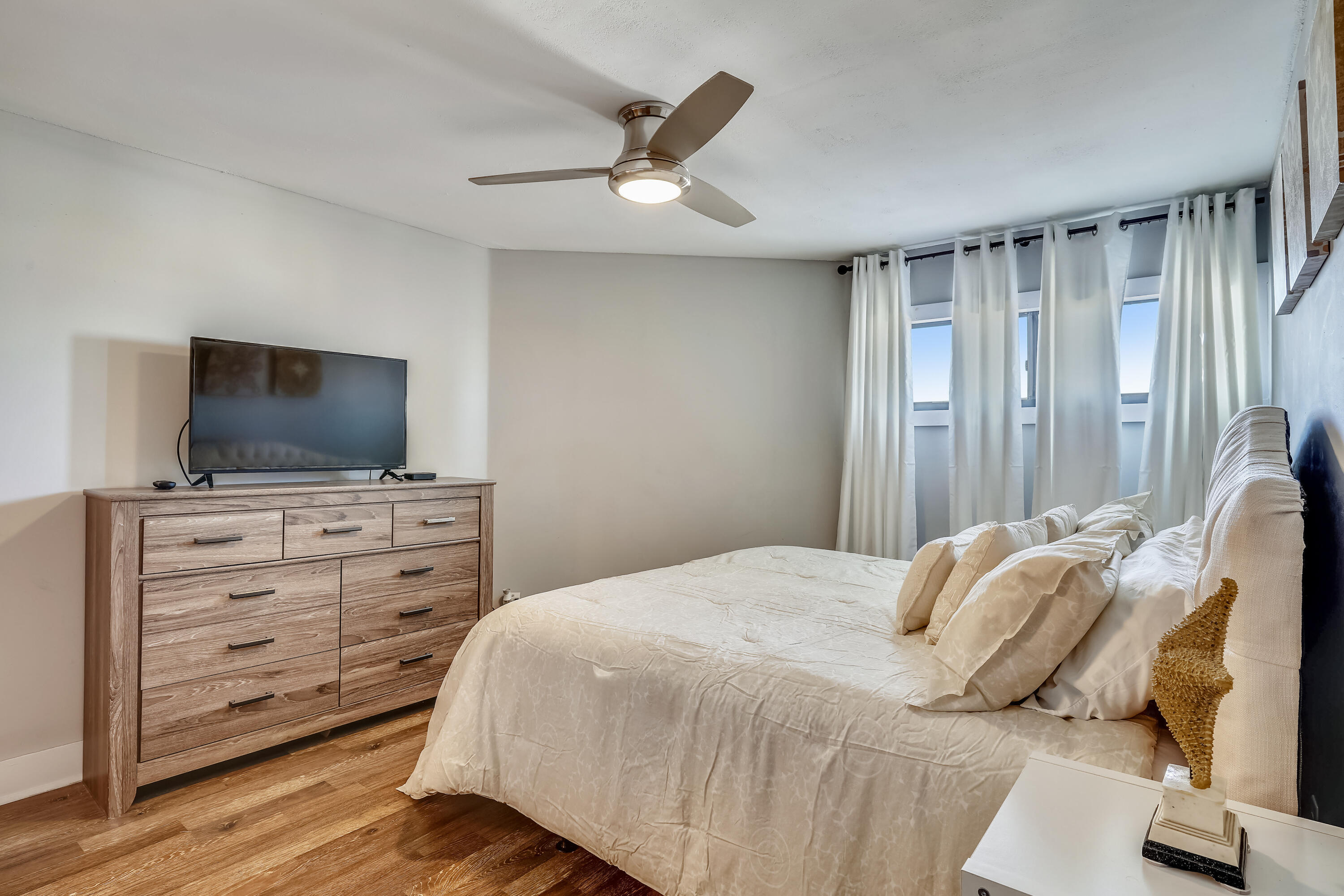 17155 Front Beach Road W705