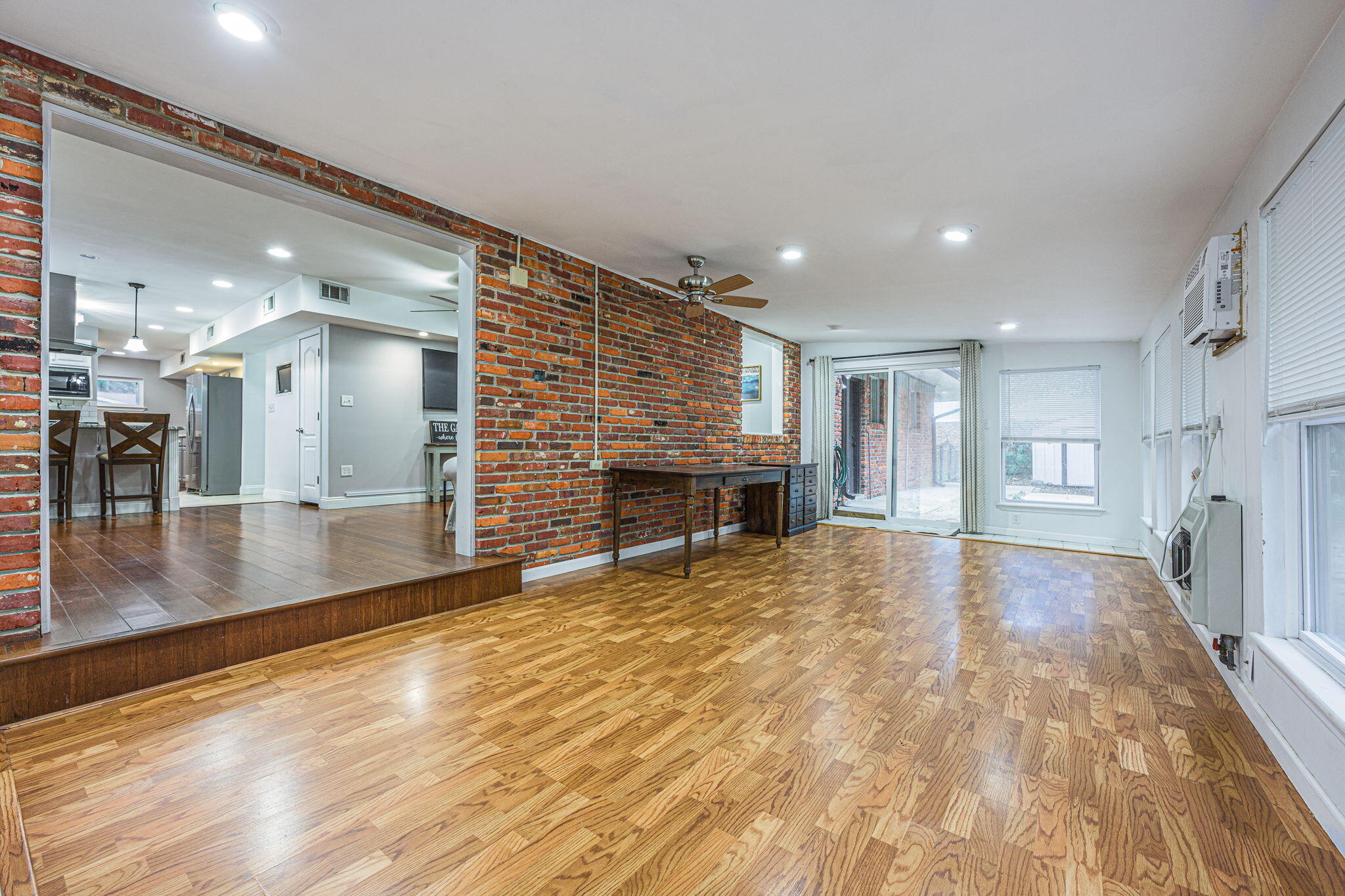 39 Magnolia Avenue