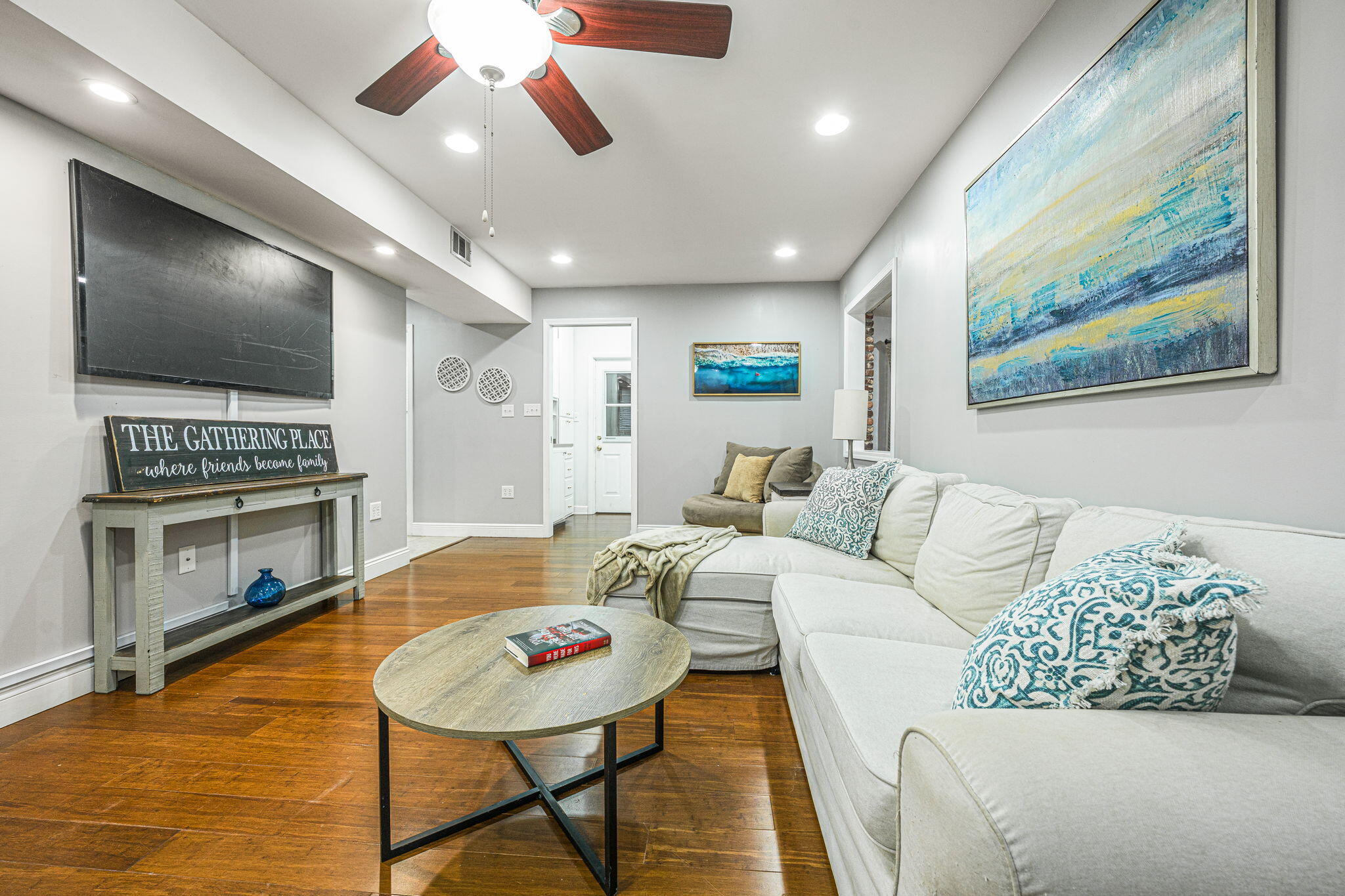 39 Magnolia Avenue