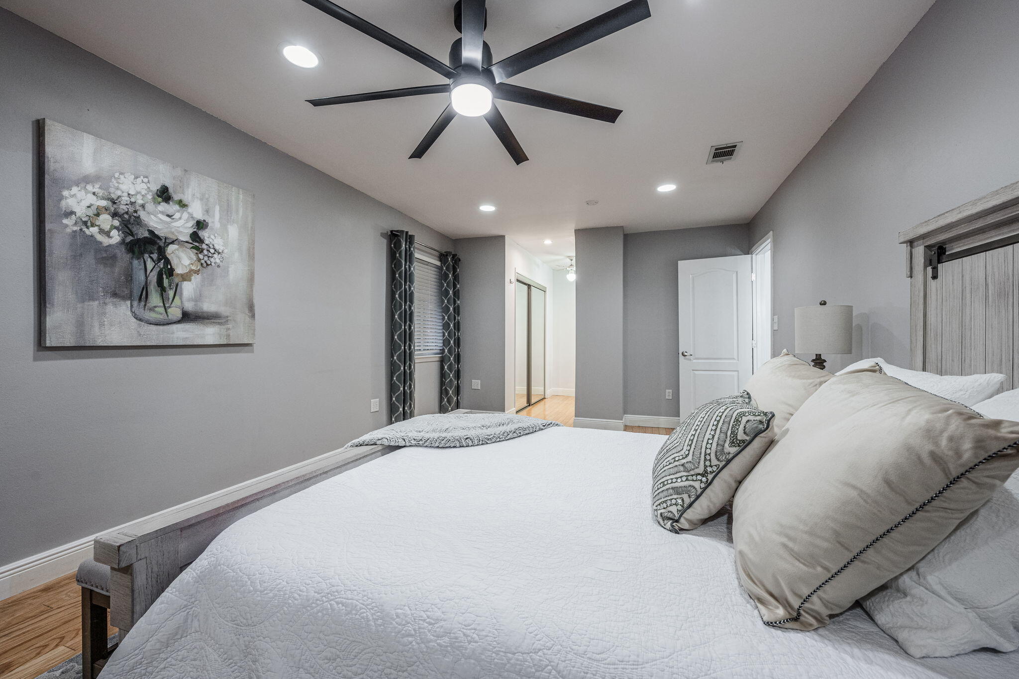 39 Magnolia Avenue