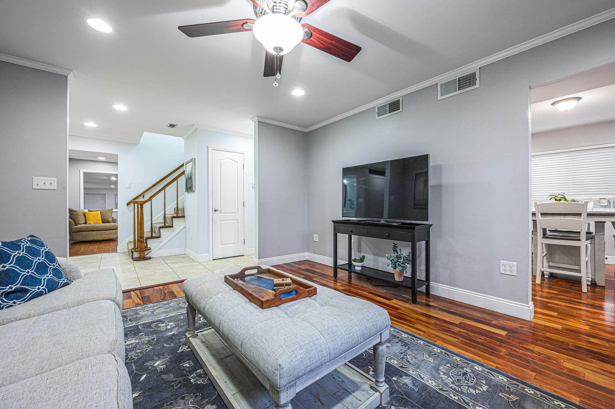 39 Magnolia Avenue