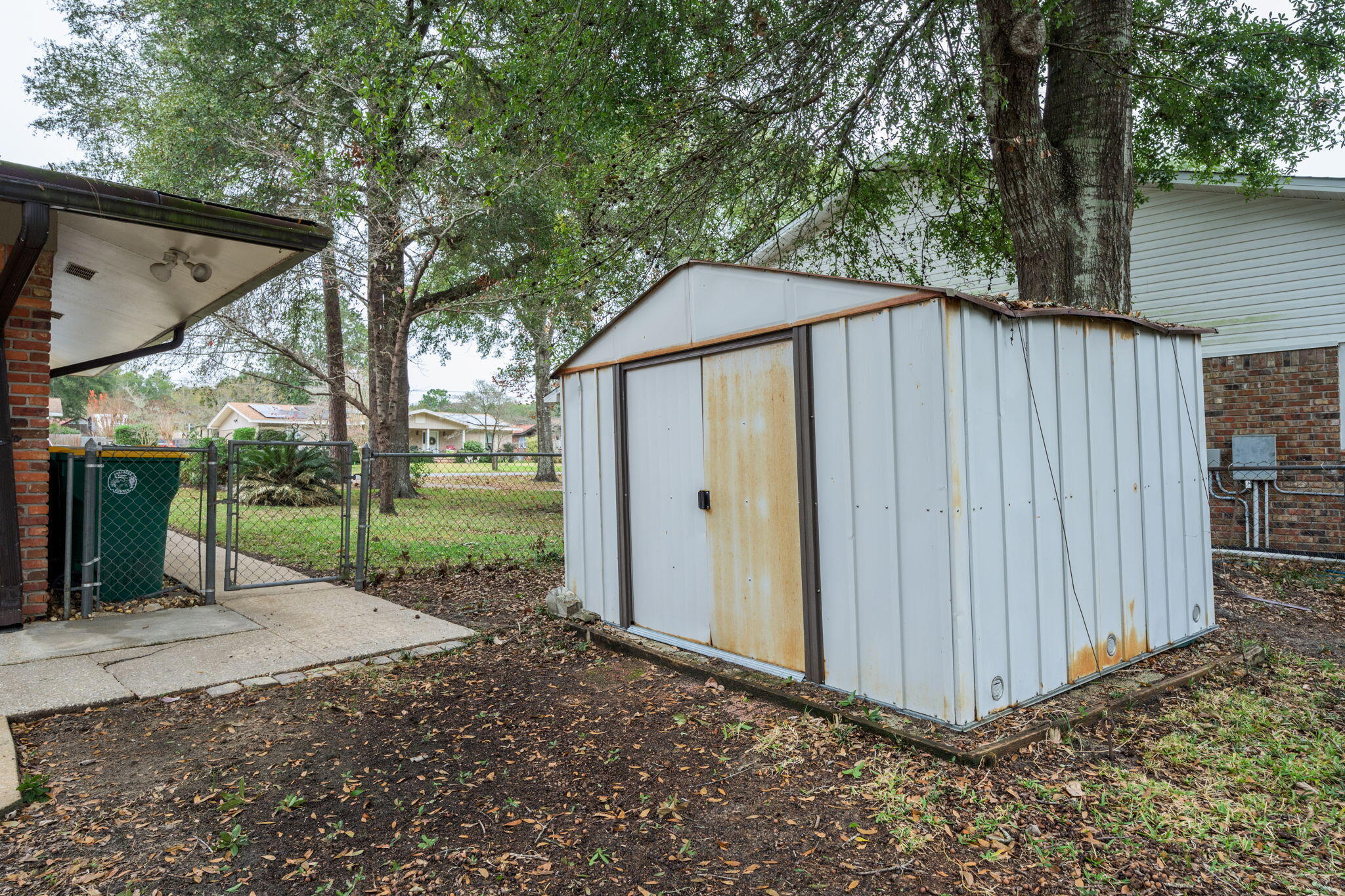 39 Magnolia Avenue