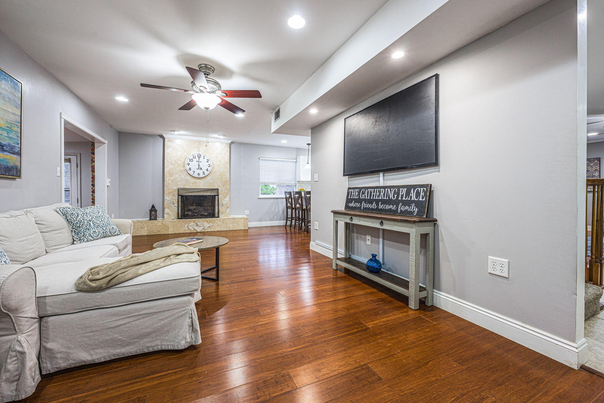 39 Magnolia Avenue