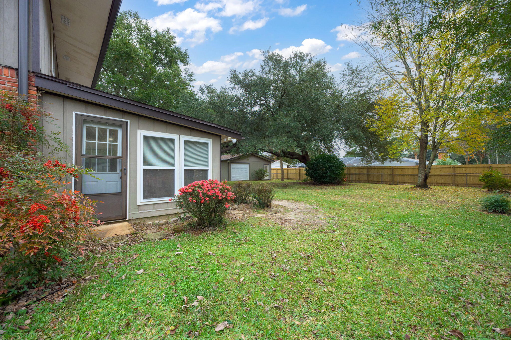 39 Magnolia Avenue