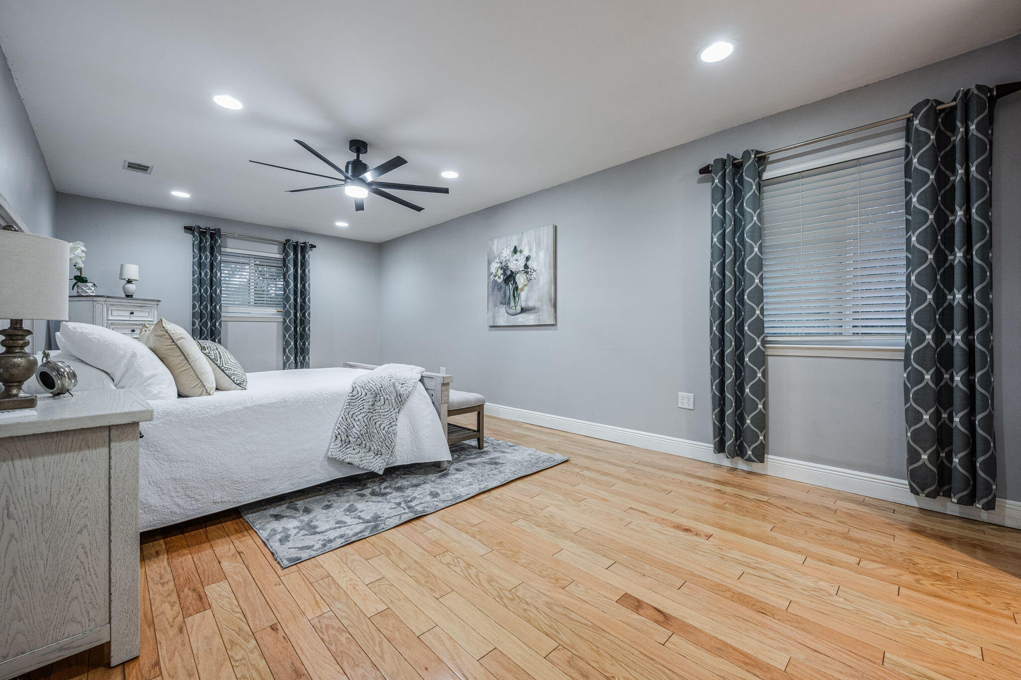 39 Magnolia Avenue