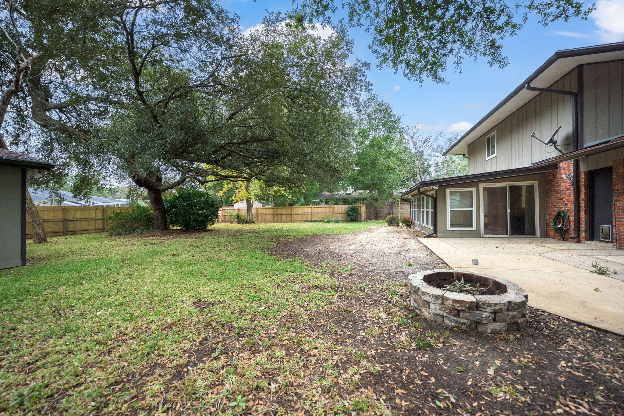 39 Magnolia Avenue