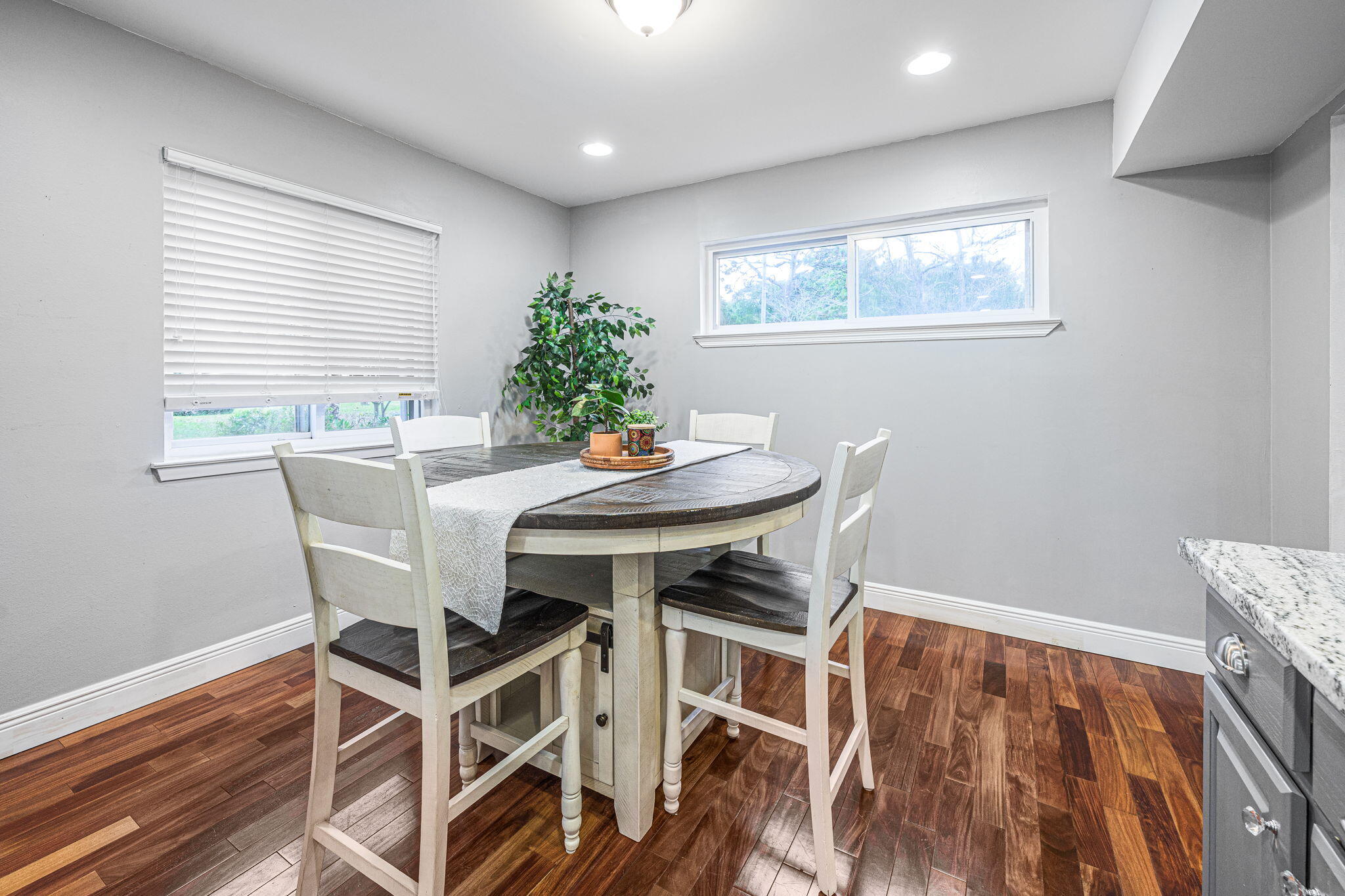 39 Magnolia Avenue