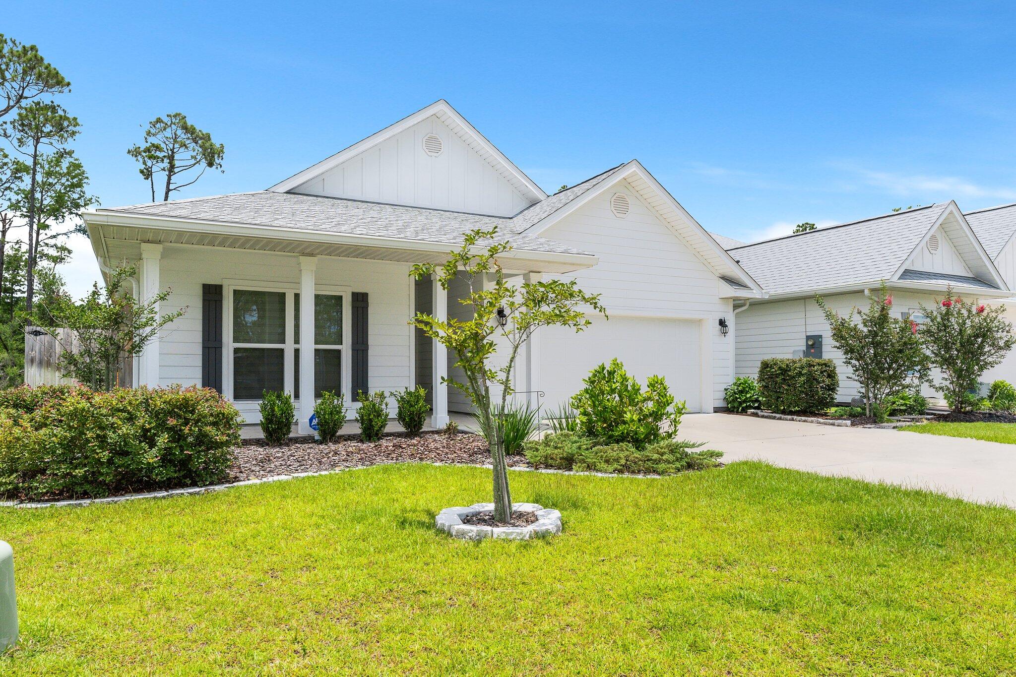 382 Emerald Cove Street